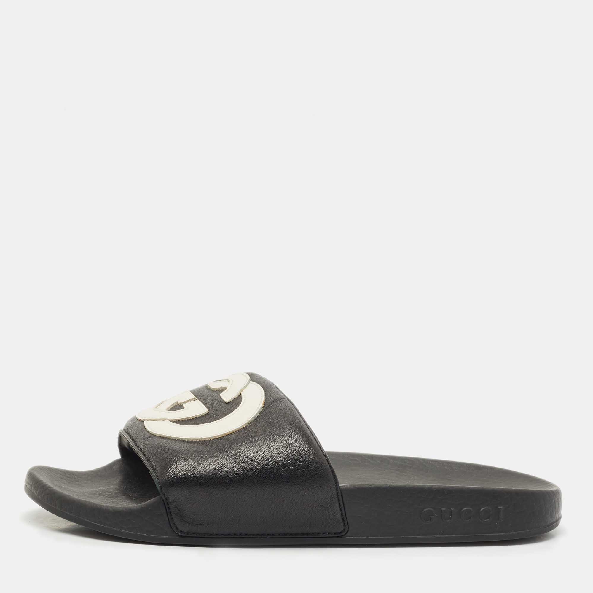 Gucci Black Rubber GG Logo Pool Slides Size 38 - Gucci - Modalova