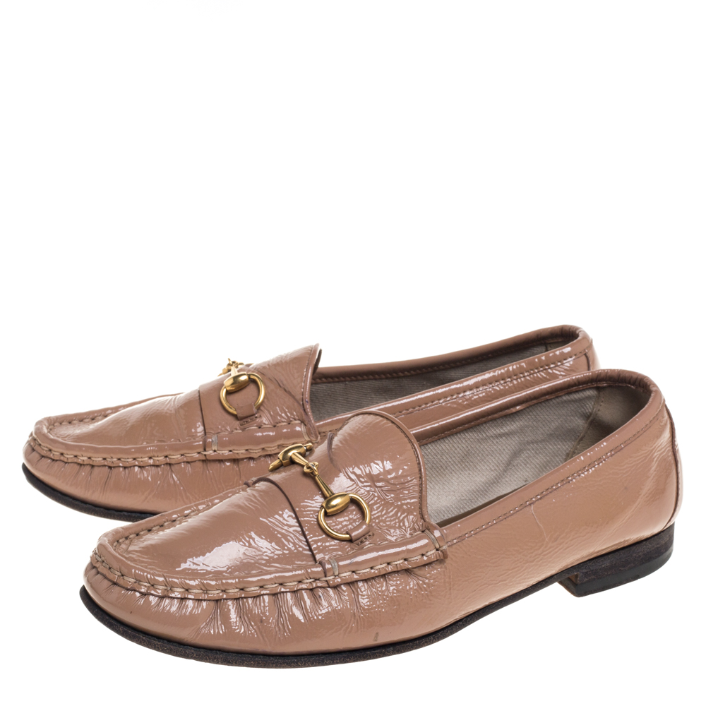 Gucci Beige Patent Leather Horsebit Slip On Loafers Size 38