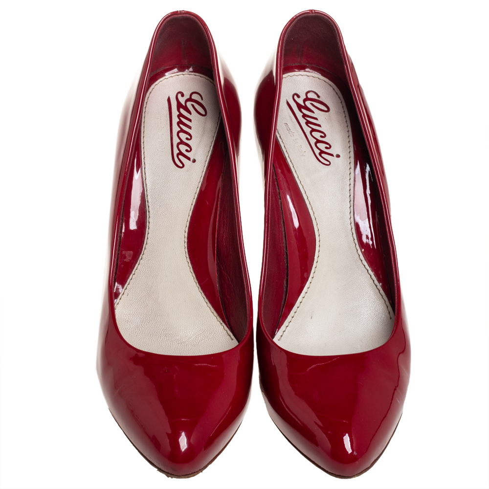 Gucci Red Patent Leather Pumps Size 38.5