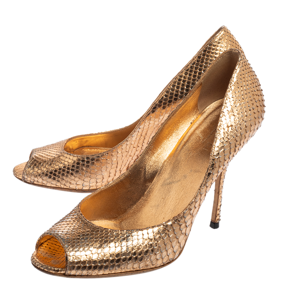 Gucci Gold Python Leather Peep Toe Pumps Size 37