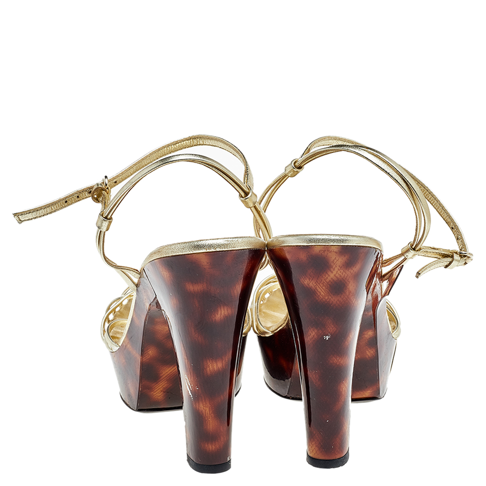 Gucci Metallic Gold Leather Strappy Platform Sandals Size 38