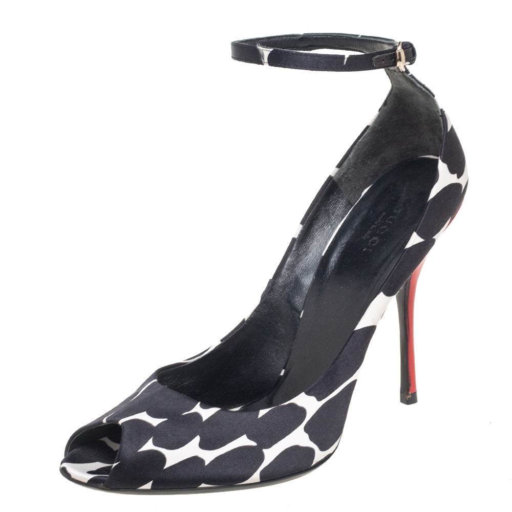 Gucci black/white animal print satin peep-toe ankle-strap sandal size 40.5