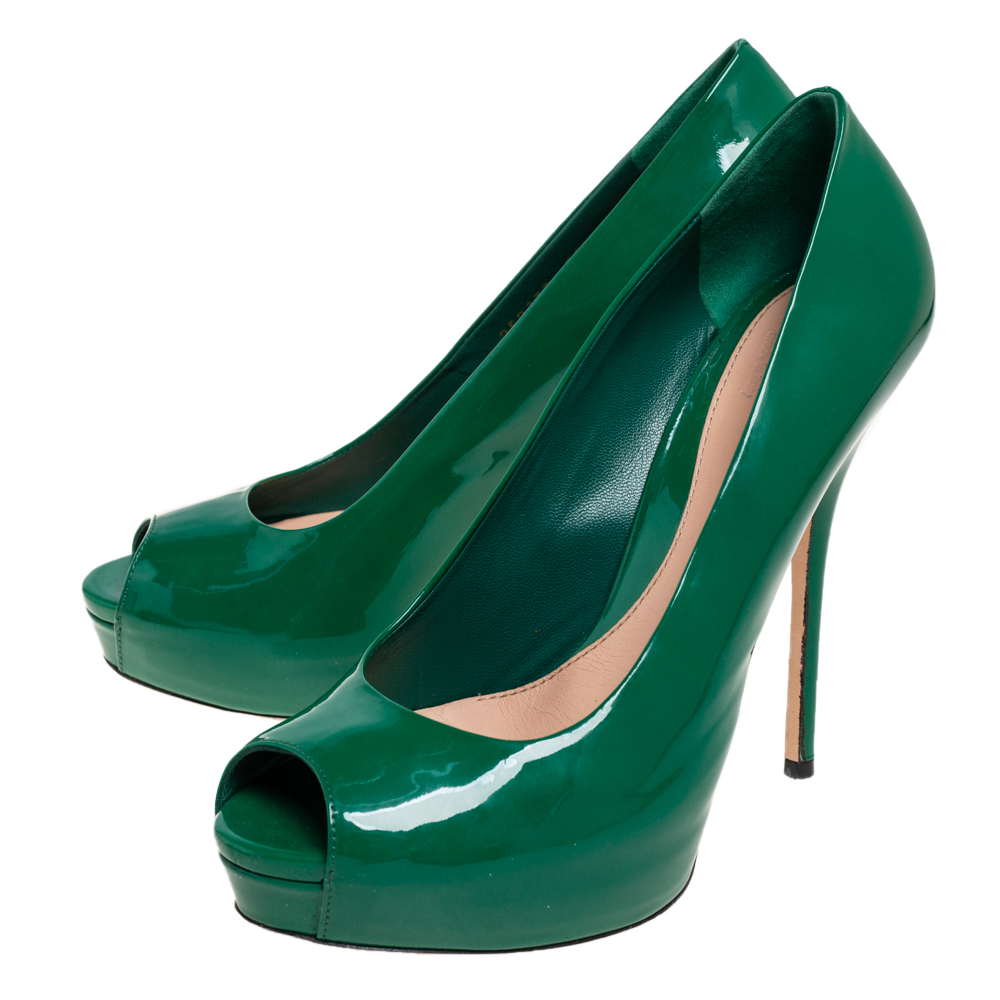 Gucci Green Patent Leather Peep Toe Platform Pumps Size 38.5