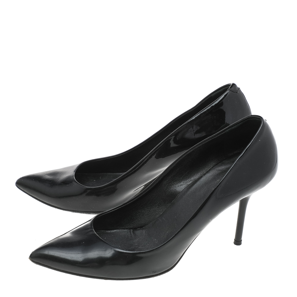Gucci Black Patent Leather Pointed Toe Pumps Size 37