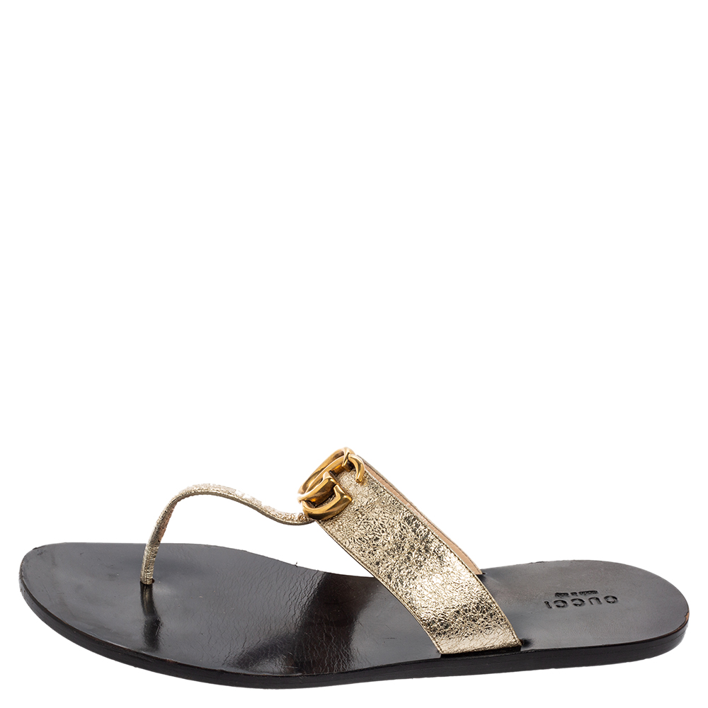 

Gucci Gold Crinkled Leather GG Marmont Flat Thong Sandals Size