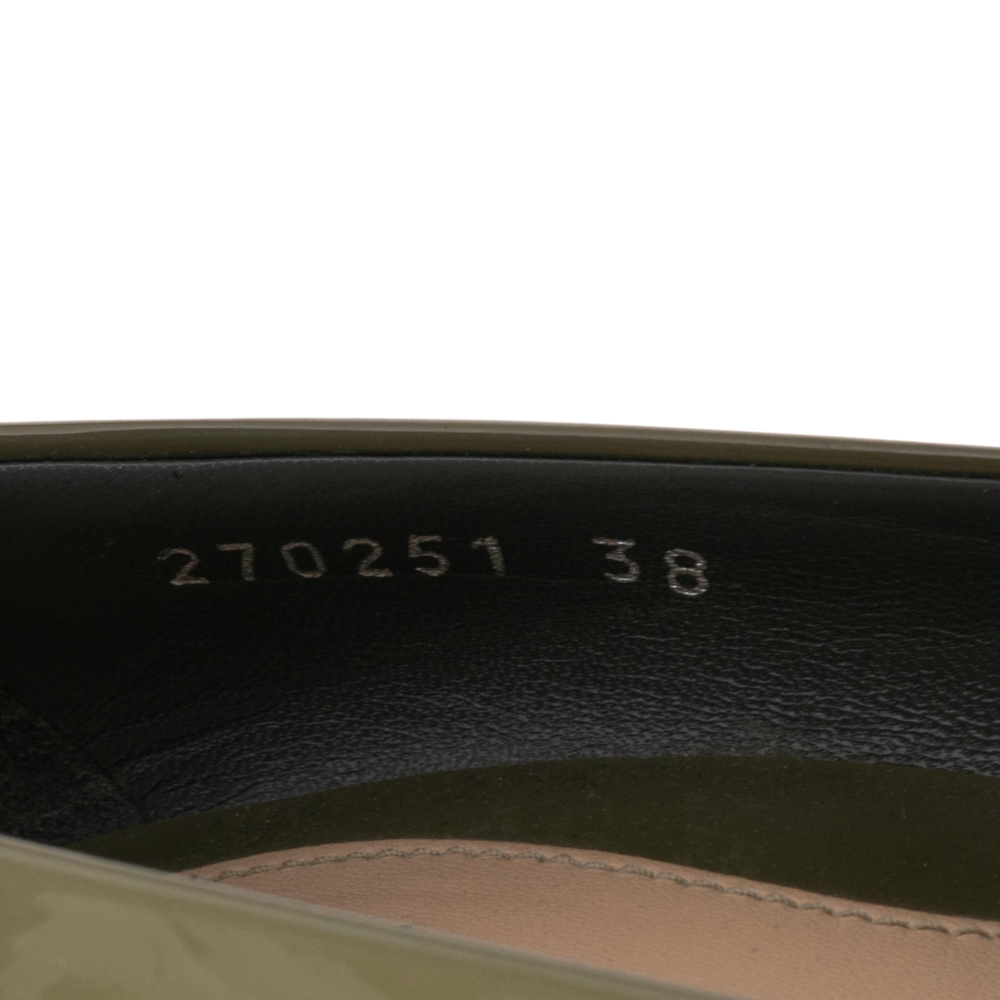 Gucci Olive Green Patent Leather Platform Pumps Size 38