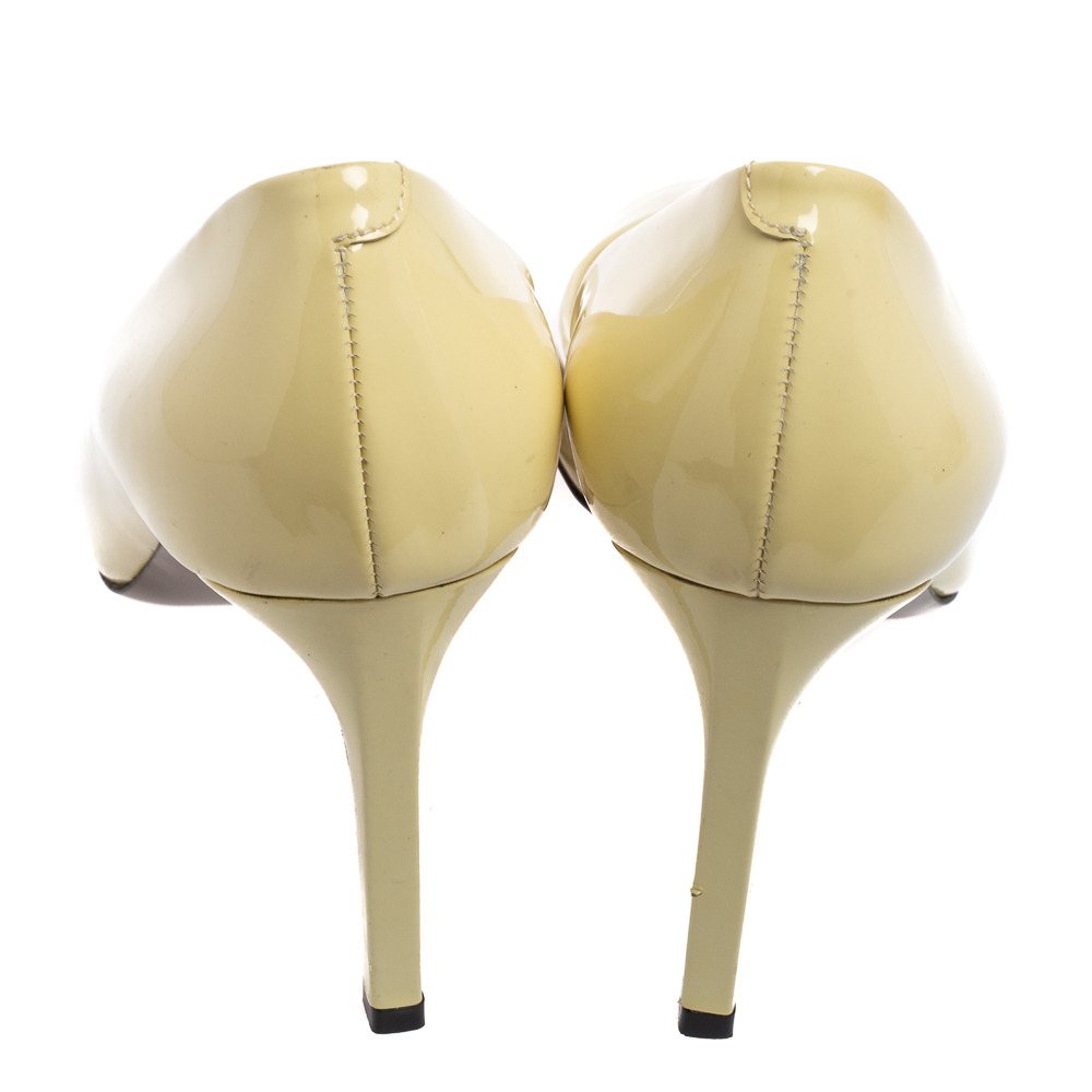 Gucci Light Yellow Patent Leather Peep-Toe Pumps Size 38