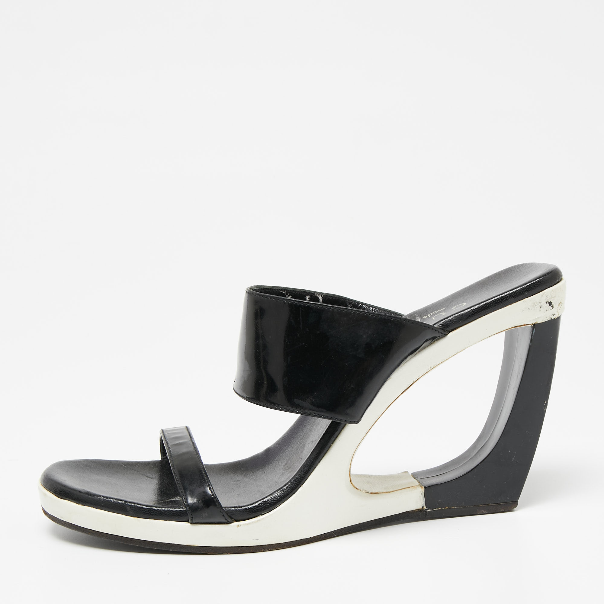 Gucci Black Patent Leather Cut-Out Wedge Slide Sandals Size 38