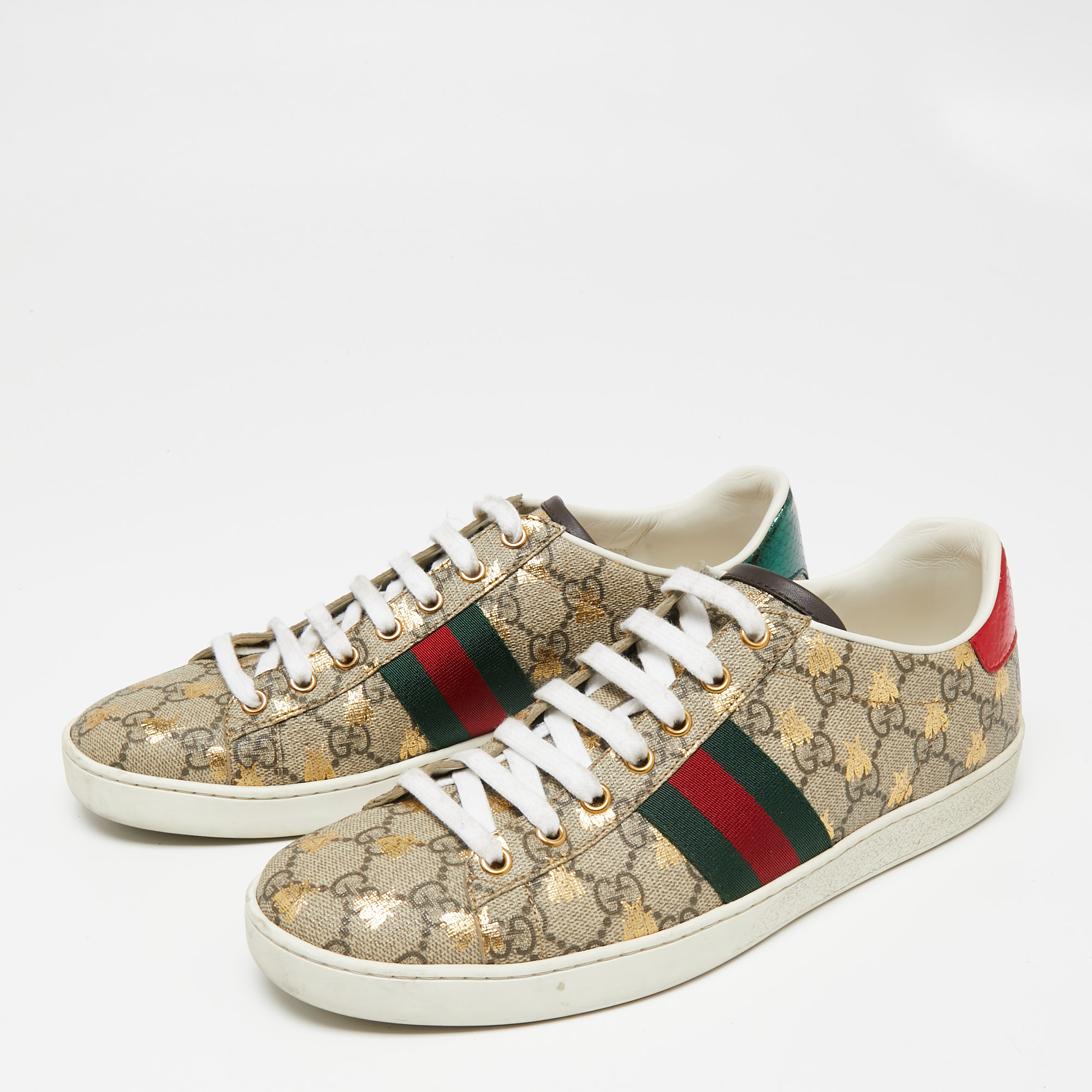 

Gucci Beige GG Supreme Bee Print Canvas Ace Low Top Sneakers Size