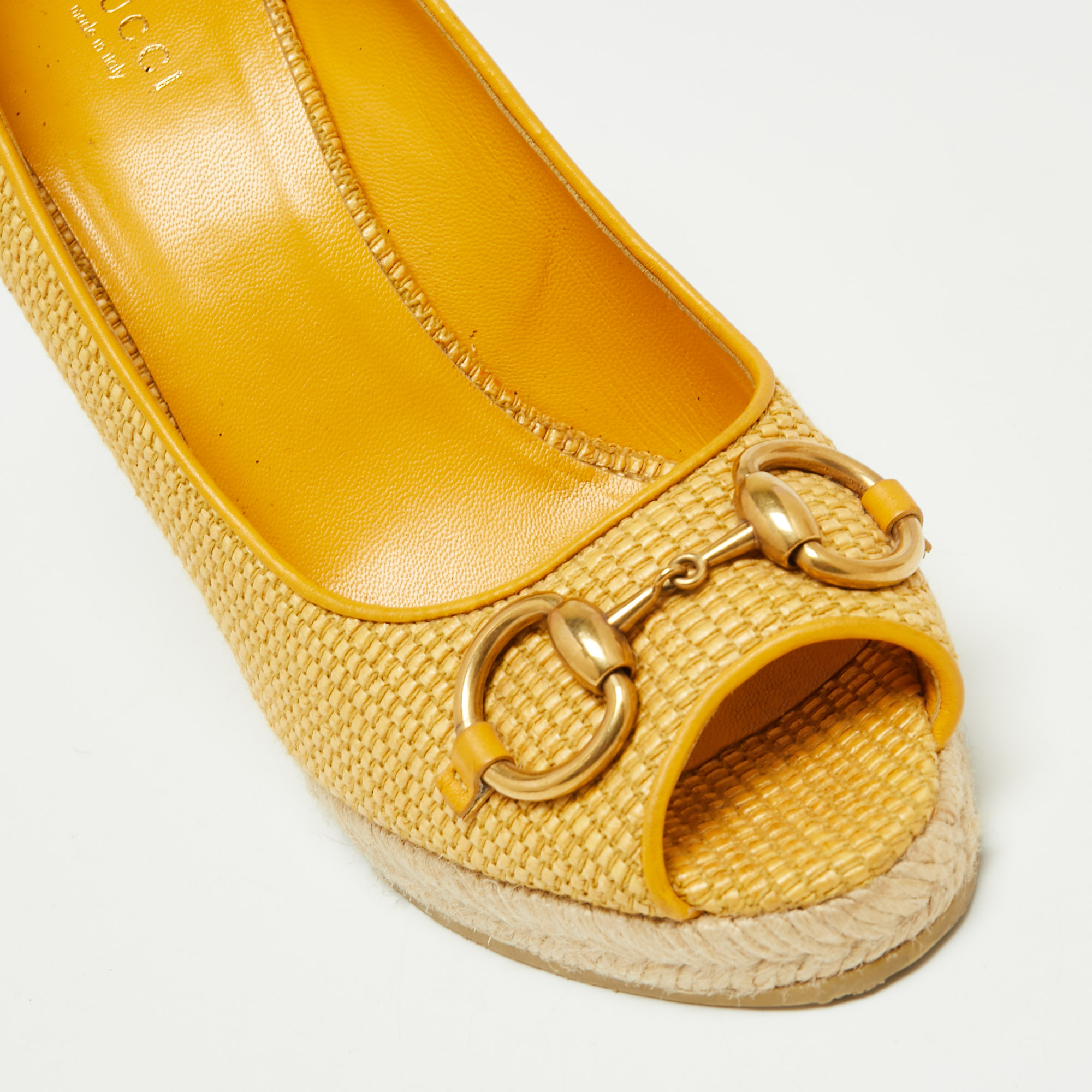 Gucci Mustard Raffia Charlotte Horsebit Peep Toe Wedge Pumps Size 39