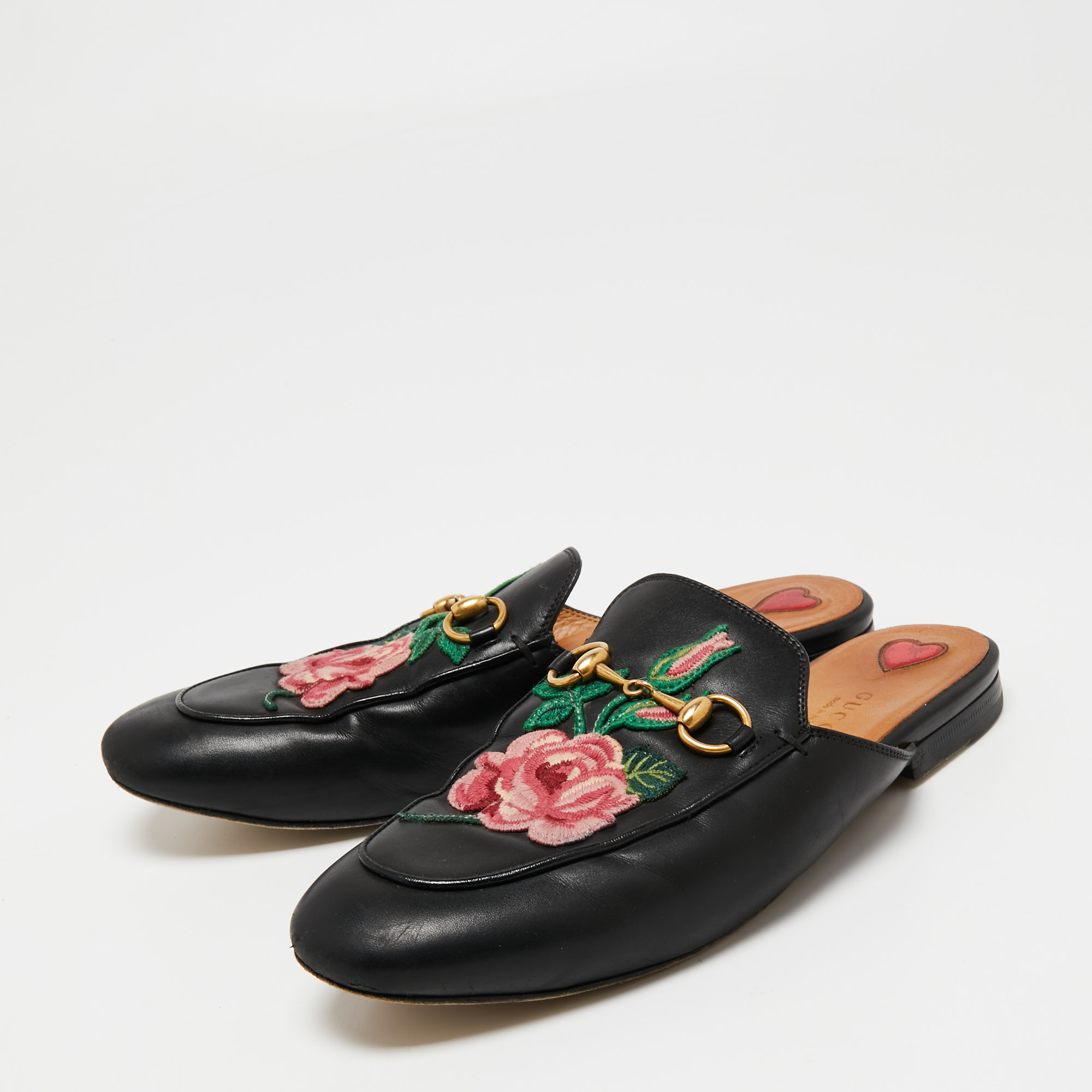 Gucci Black Leather Floral Embroidered Horsebit Princetown Flat Mules Size
Gucci Black Leather Floral Embroidered Horsebit Princetown Flat Mules Size