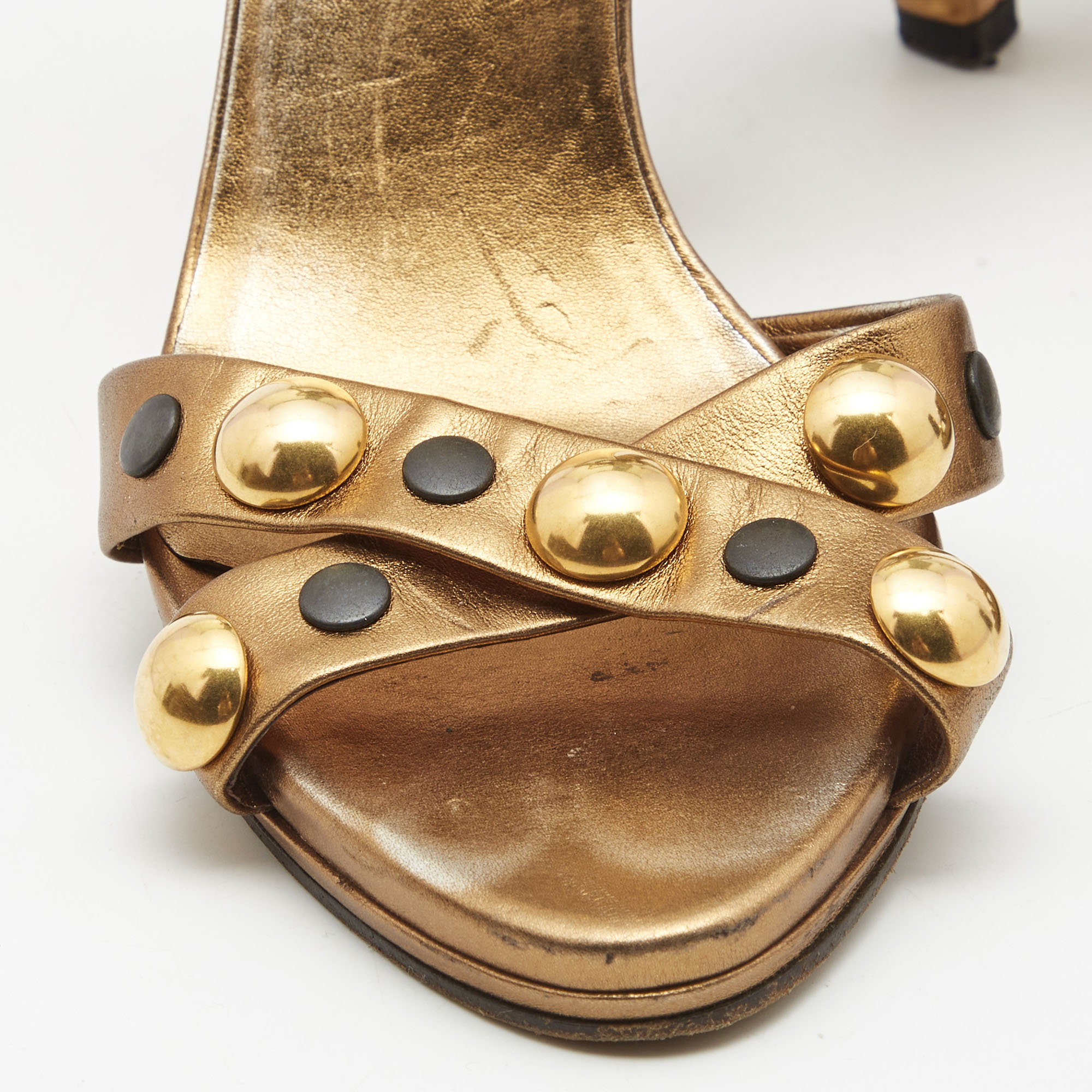 Gucci Metallic Gold Leather Studded Ankle Strap Sandals Size 37.5