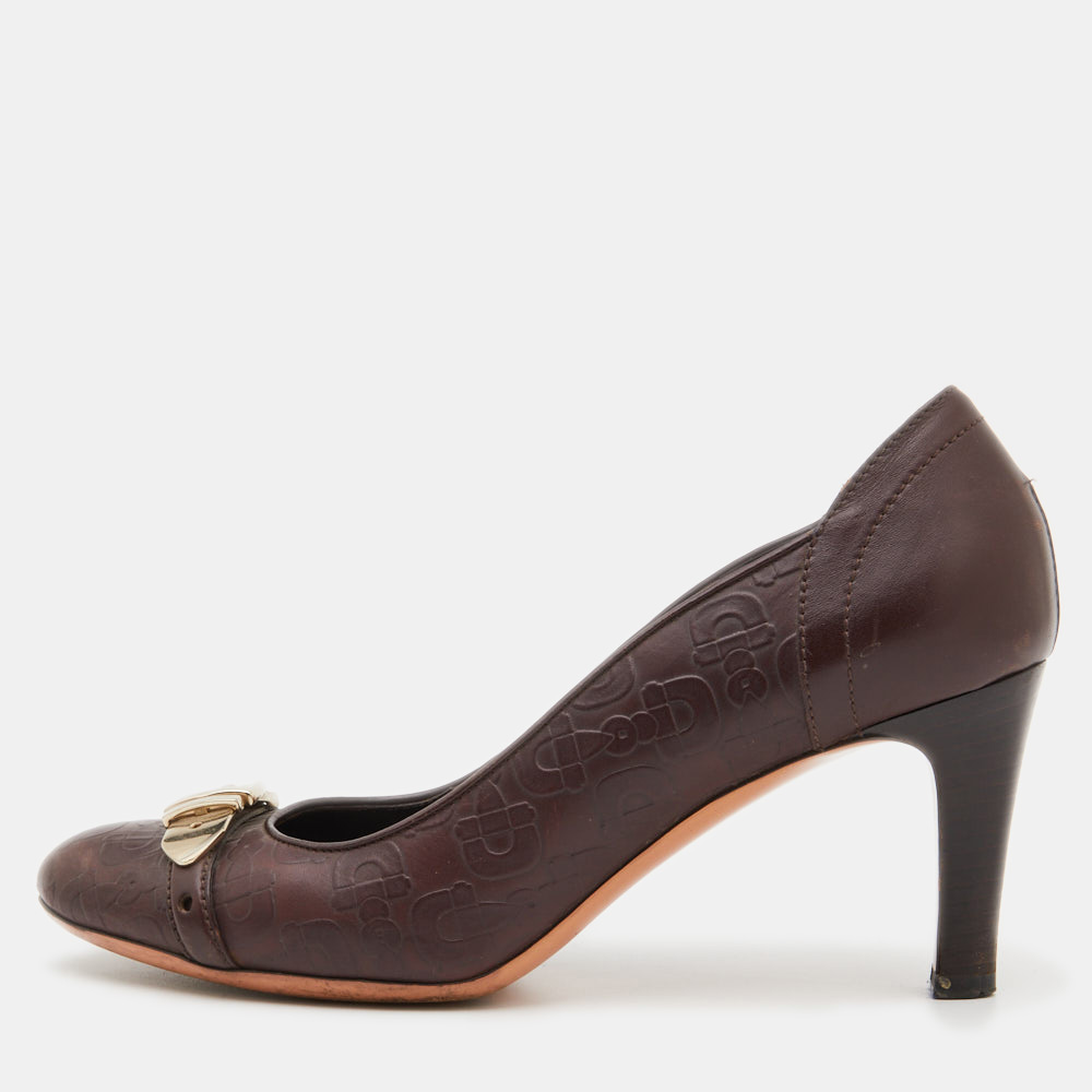 Gucci brown embossed leather buckle pumps size 37
