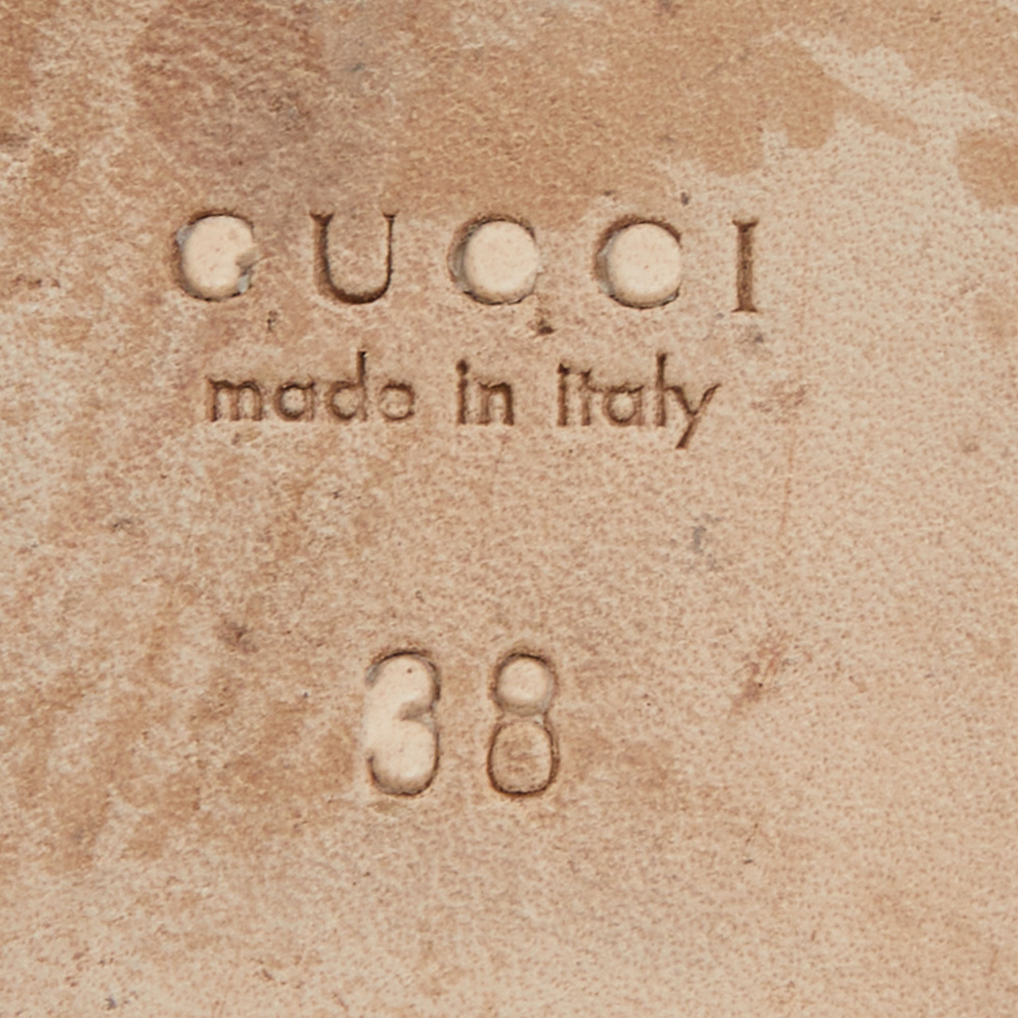 Gucci Black Leather Horsebit T-Strap Flat Sandals Size 38
