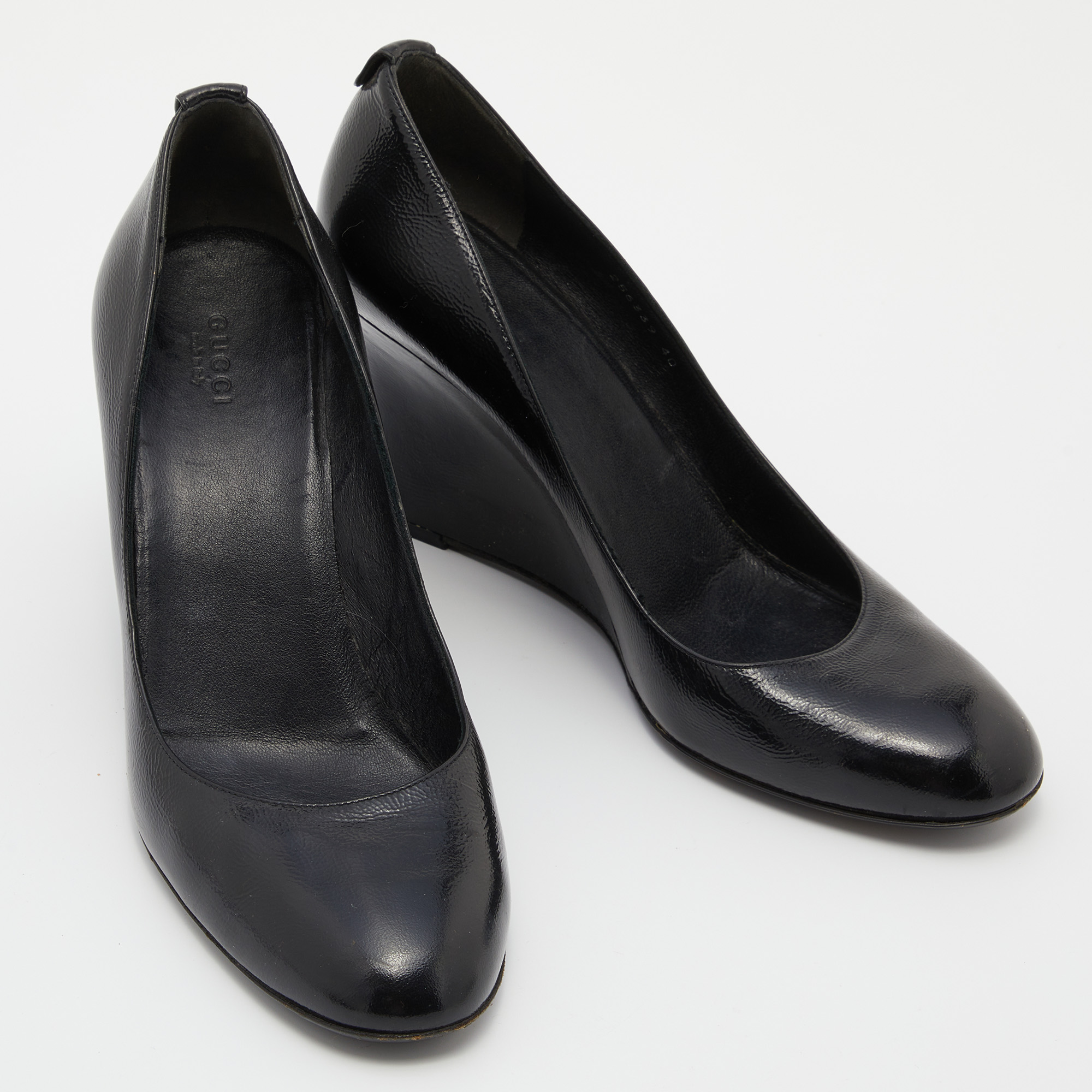 Gucci Black Patent Leather Wedge Round Toe Pumps Size 40