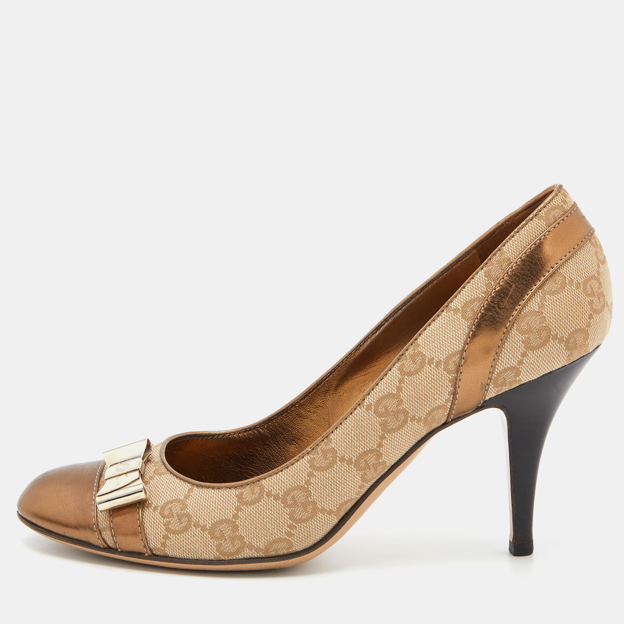 Gucci brown/beige gg canvas and leather bow pumps size 39