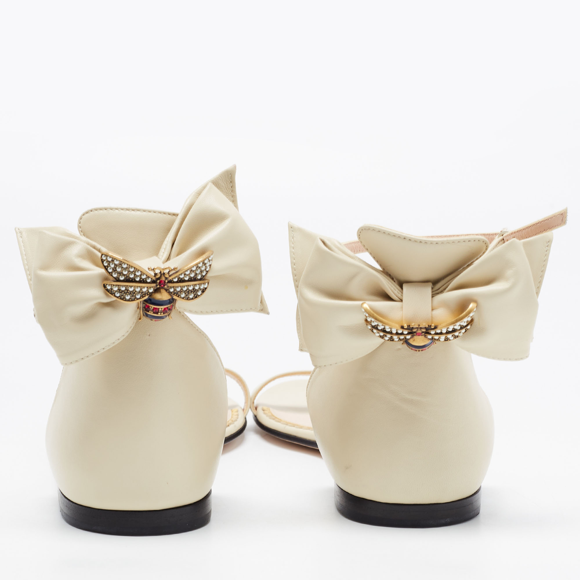 Gucci Cream Leather Embellished Bee Bow Ankle Strap Flat Sandals Size 41