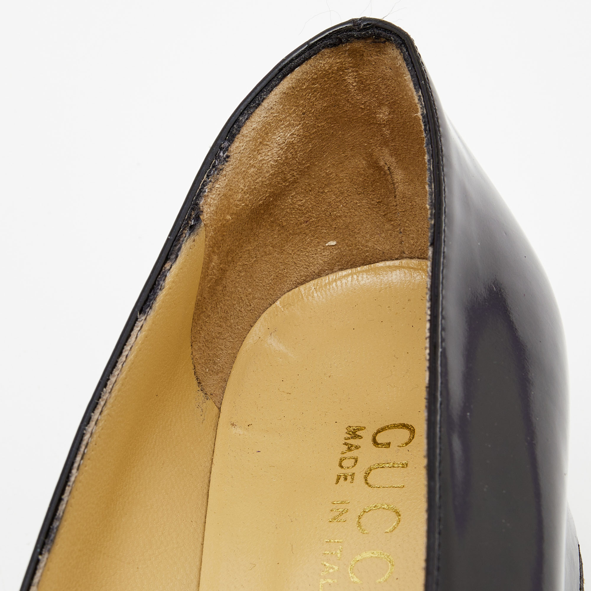 Gucci  Back Patent Leather Block Heel Pumps Size 38