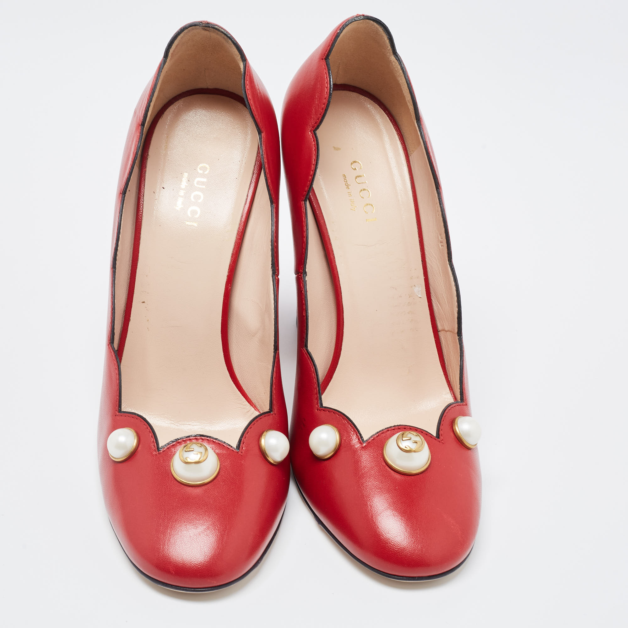 Gucci Red Leather Scalloped Willow Pearl Embellished Block Heel Pumps Size 38