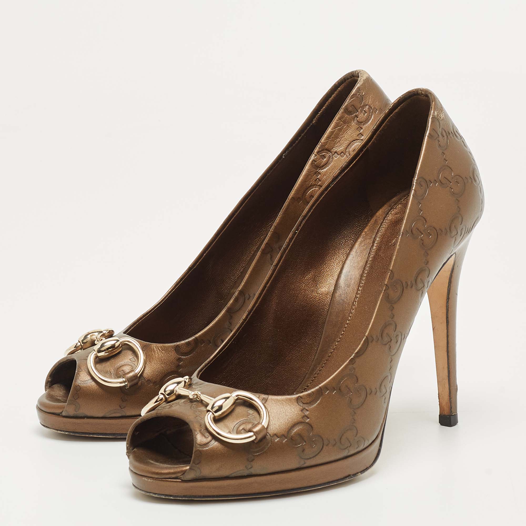 Gucci Metallic Bronze Leather Hollywood Pumps Size 37