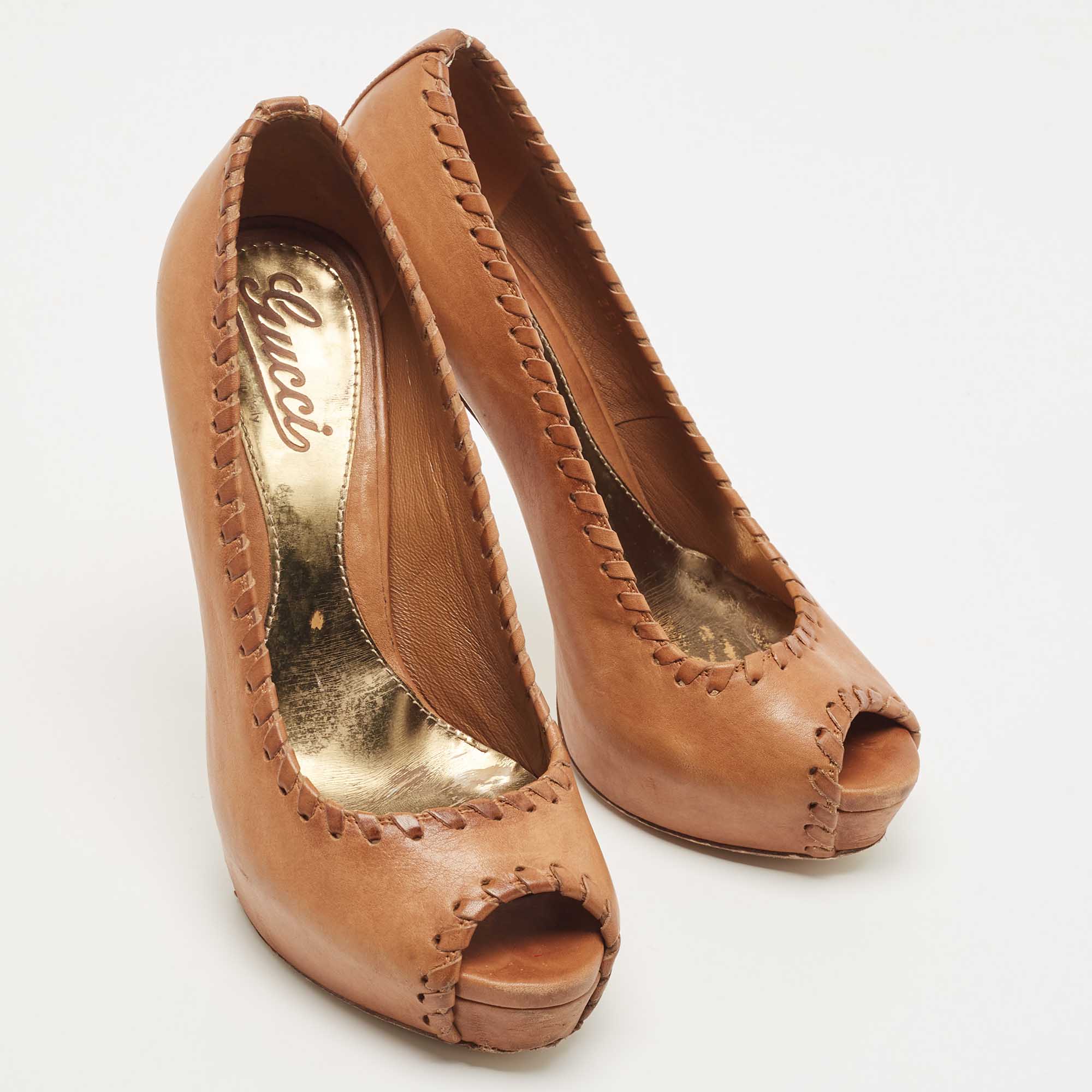 Gucci Tan Leather Whipstitch Peep Toe Pumps Size 35.5