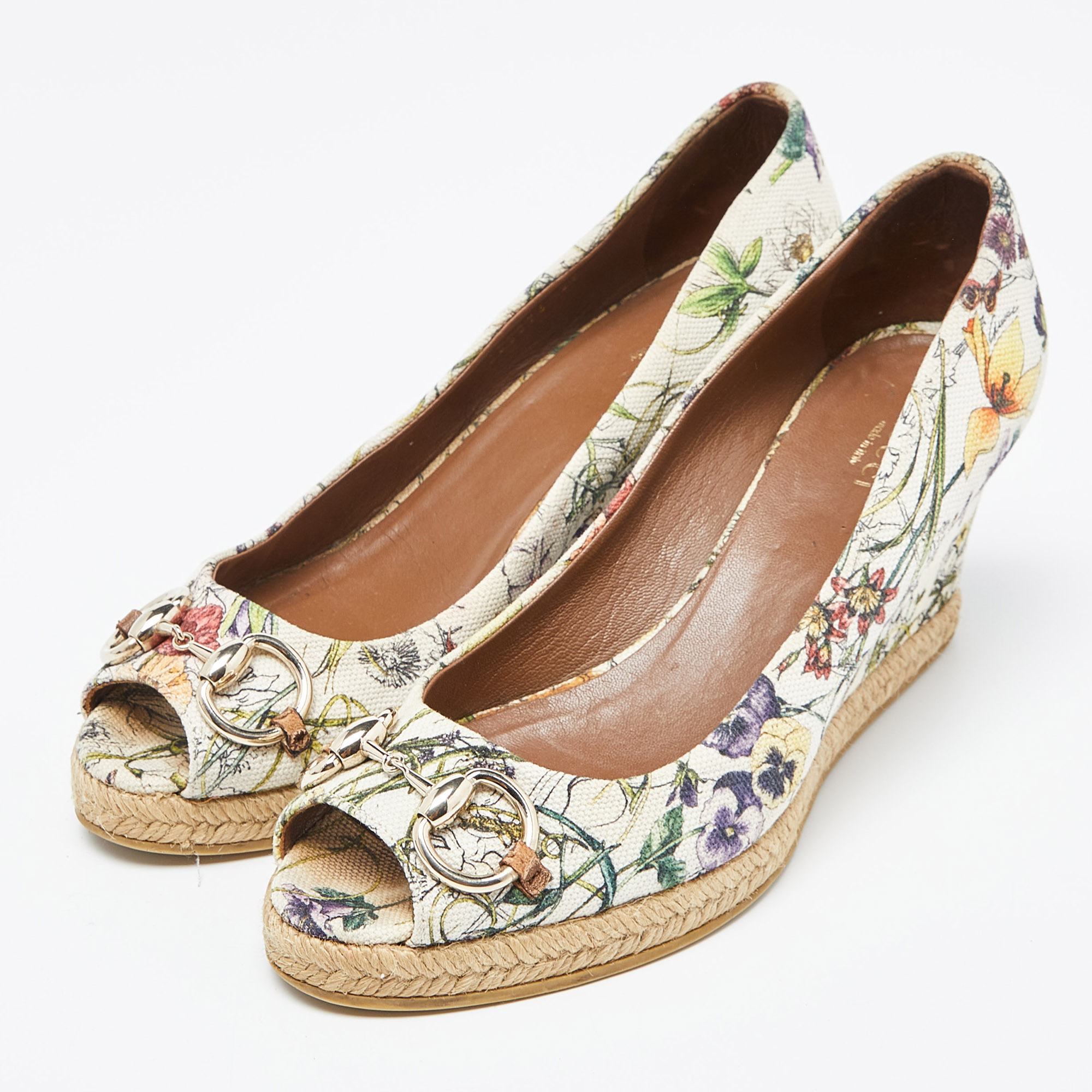 Gucci Multicolor Floral Print Canvas Horsebit Peep Toe Wedge Pumps Size 39