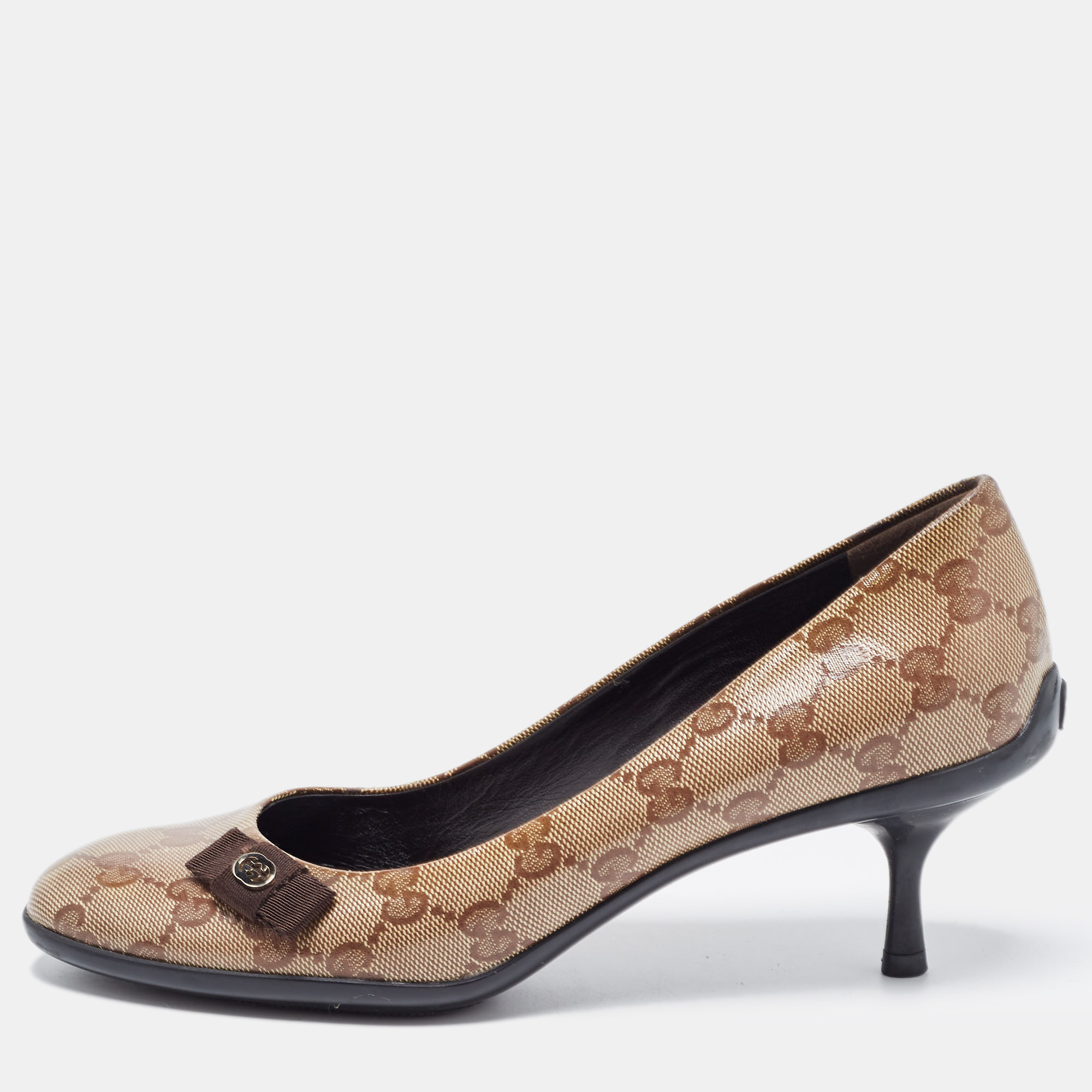 Gucci brown/beige gg crystal canvas bow round toe pumps size 36.5