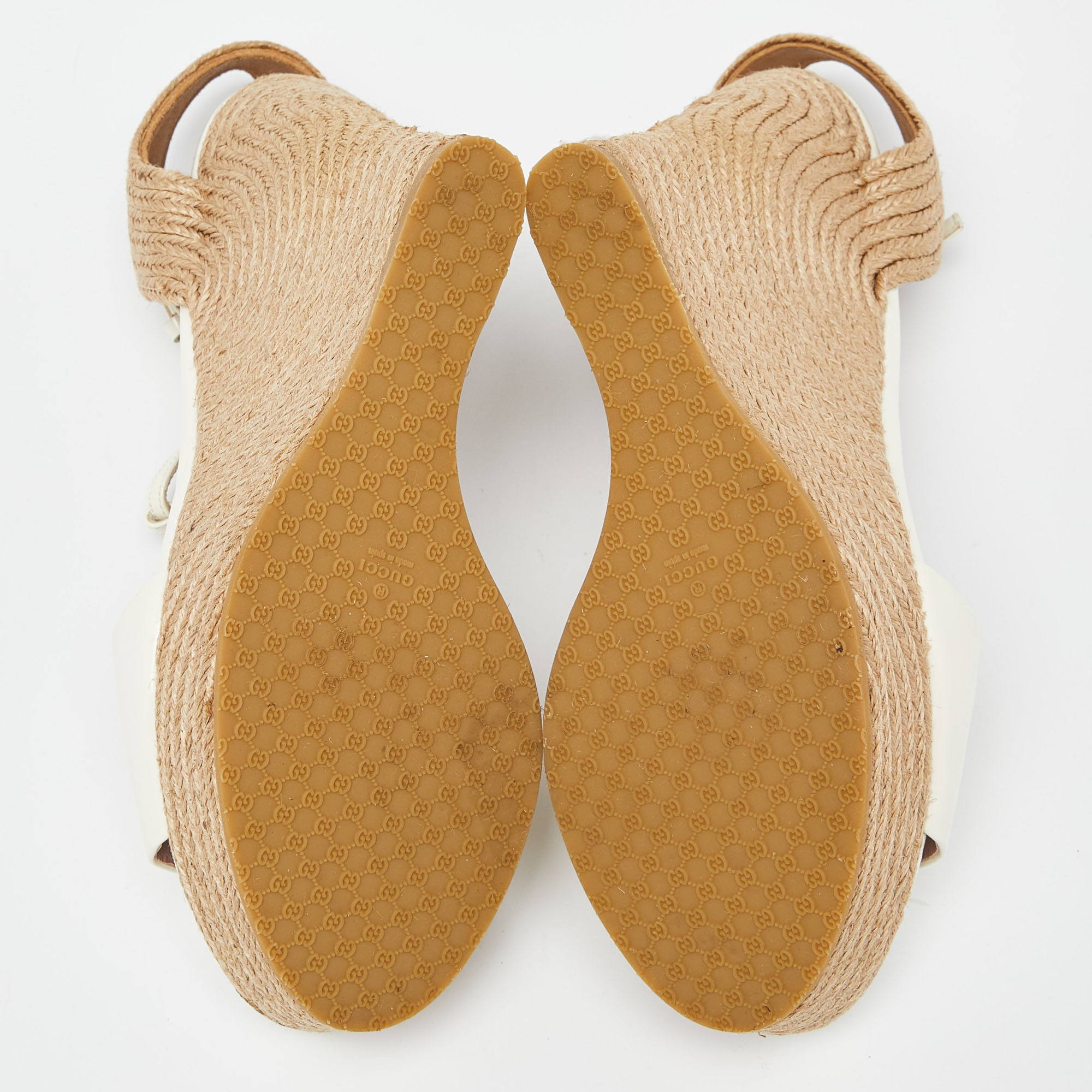 Gucci Off White/Beige Patent Leather Horsebit Wedge Espadrille T- Strap Platform Sandals Size 39.5