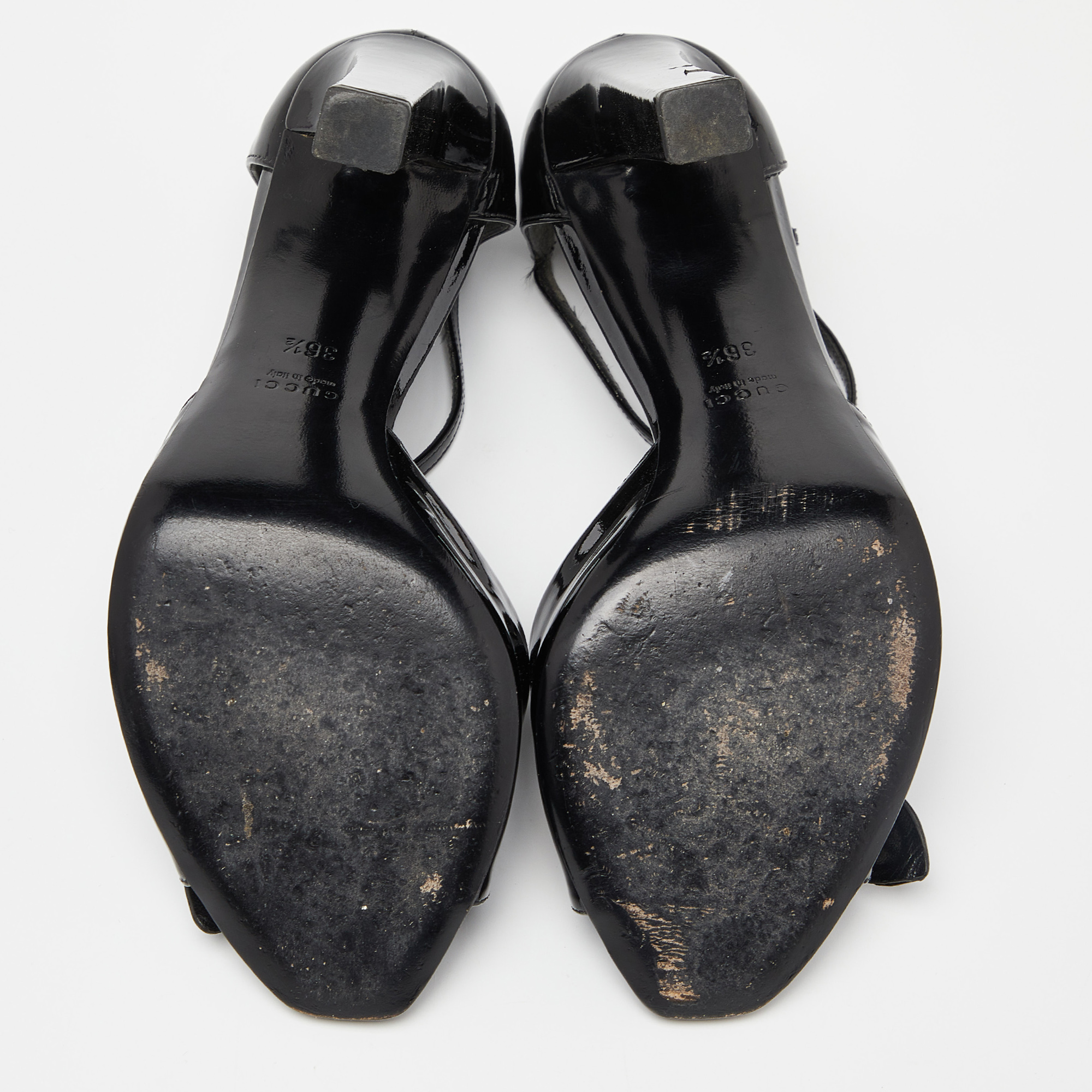 Gucci Black Patent Leather Applique T Strap Sandals Size 36.5