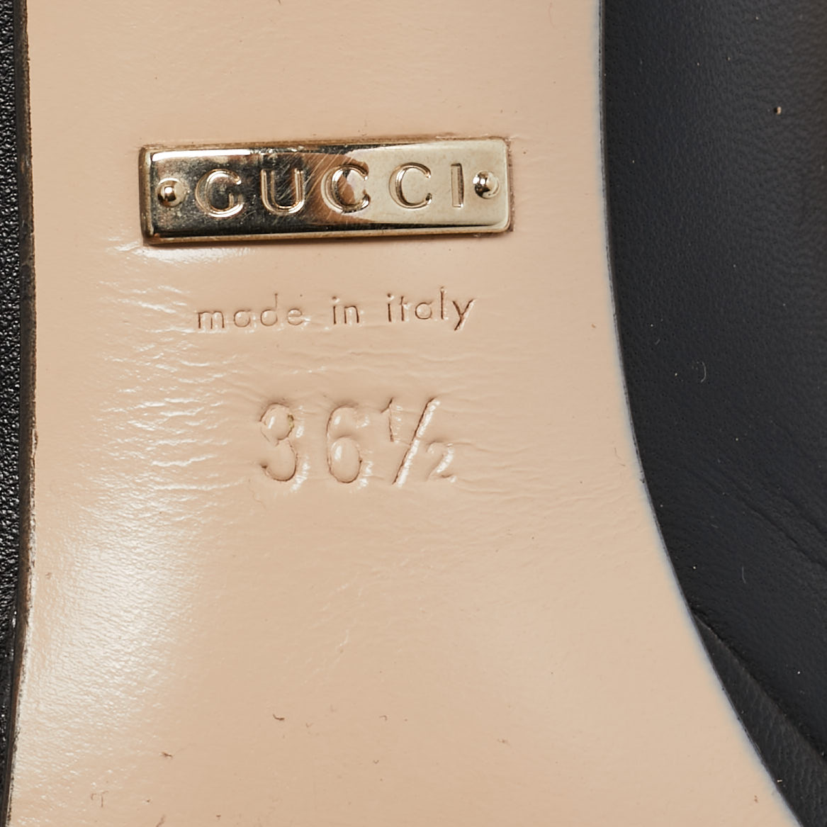 Gucci Black Leather Horsebit Round Toe Pumps Size 36.5