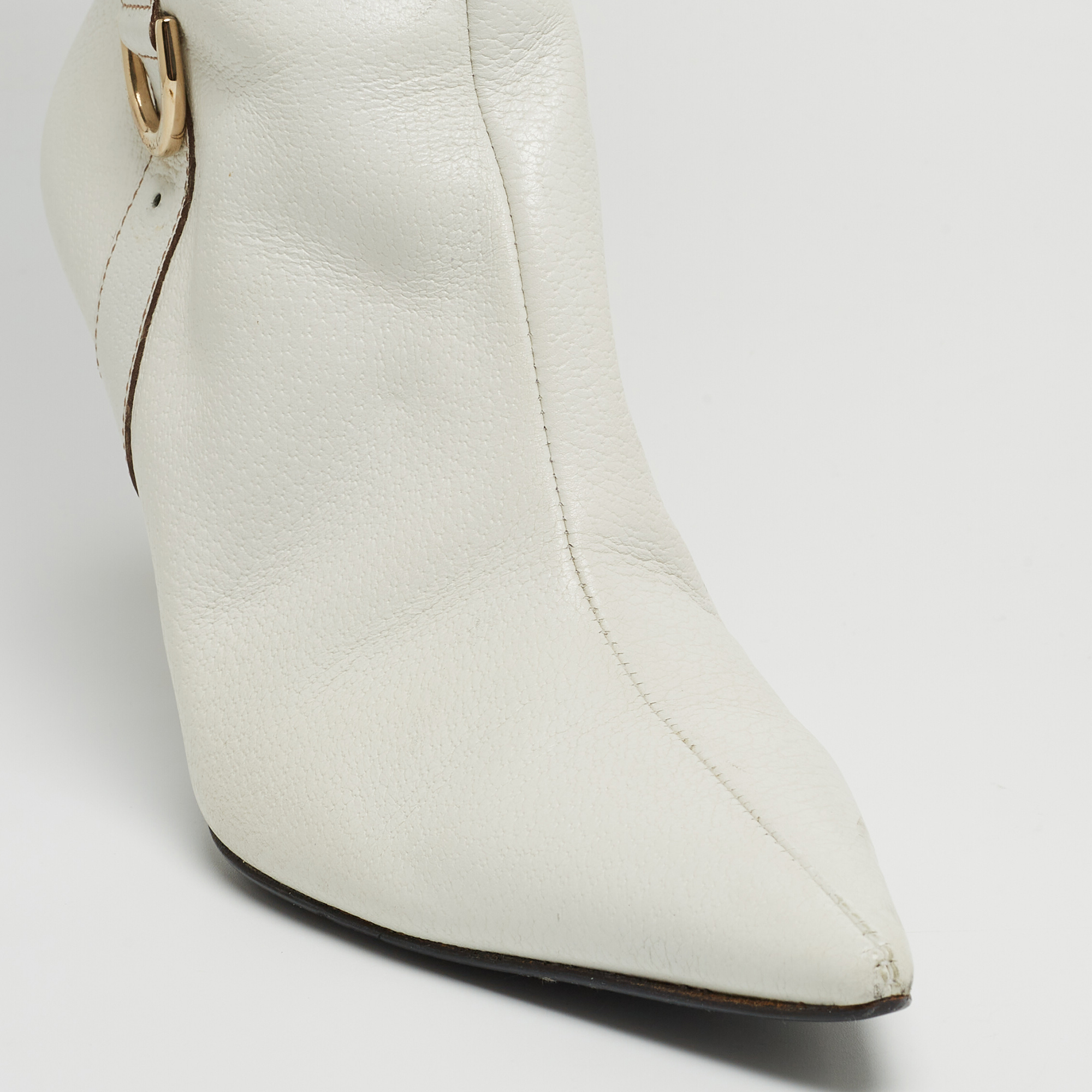 Gucci White Leather Pointed Toe Knee Length Boots Size 41