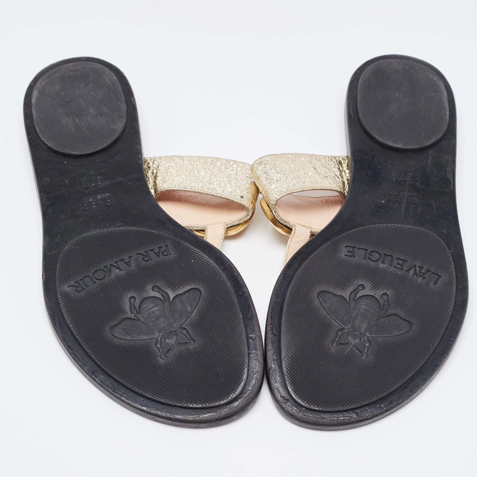 Gucci Gold Crinkled Leather GG Marmont Thong Flats Size 37.5
