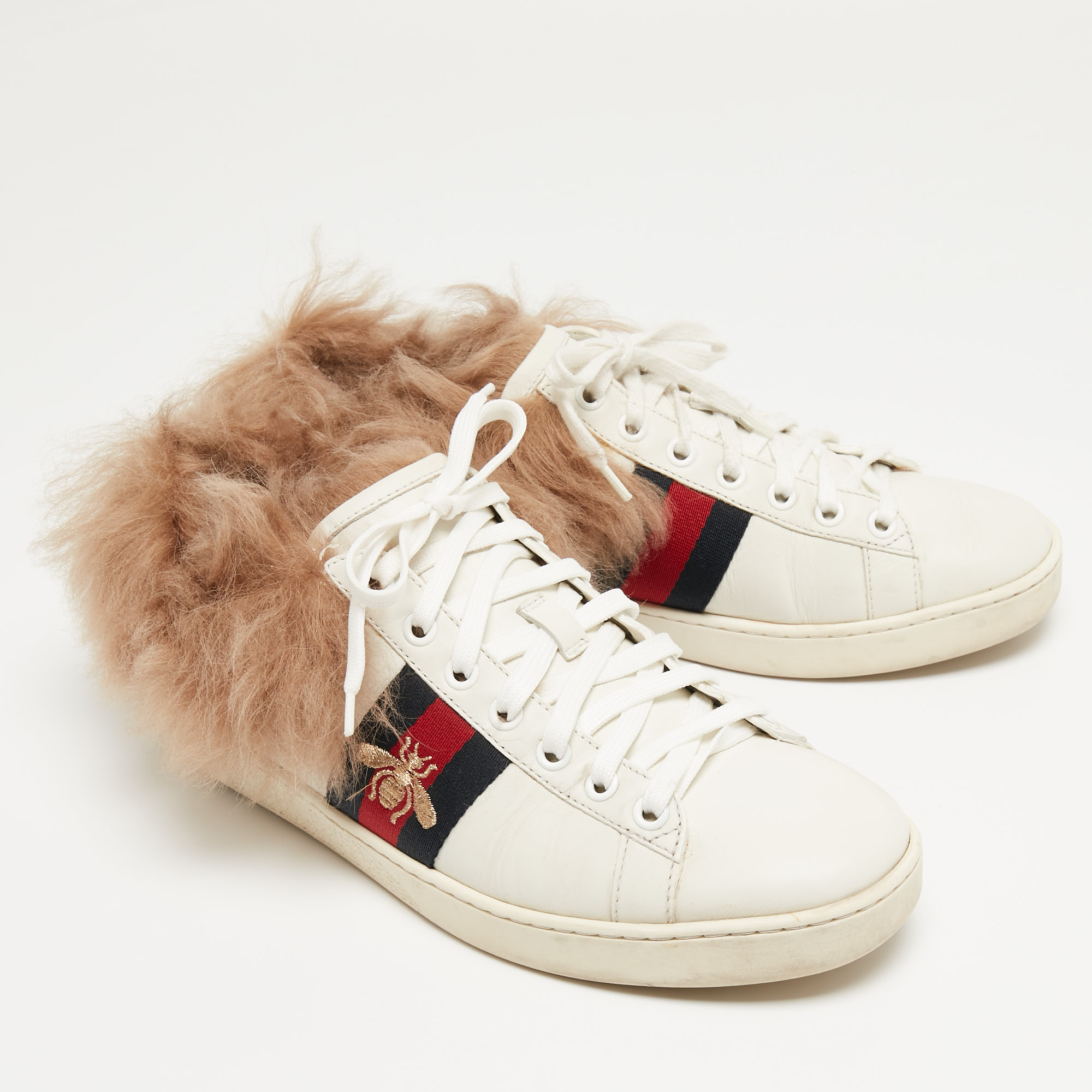 Gucci White Leather And Fur Ace Embroidered Bee Low Top Sneakers Size 37.5