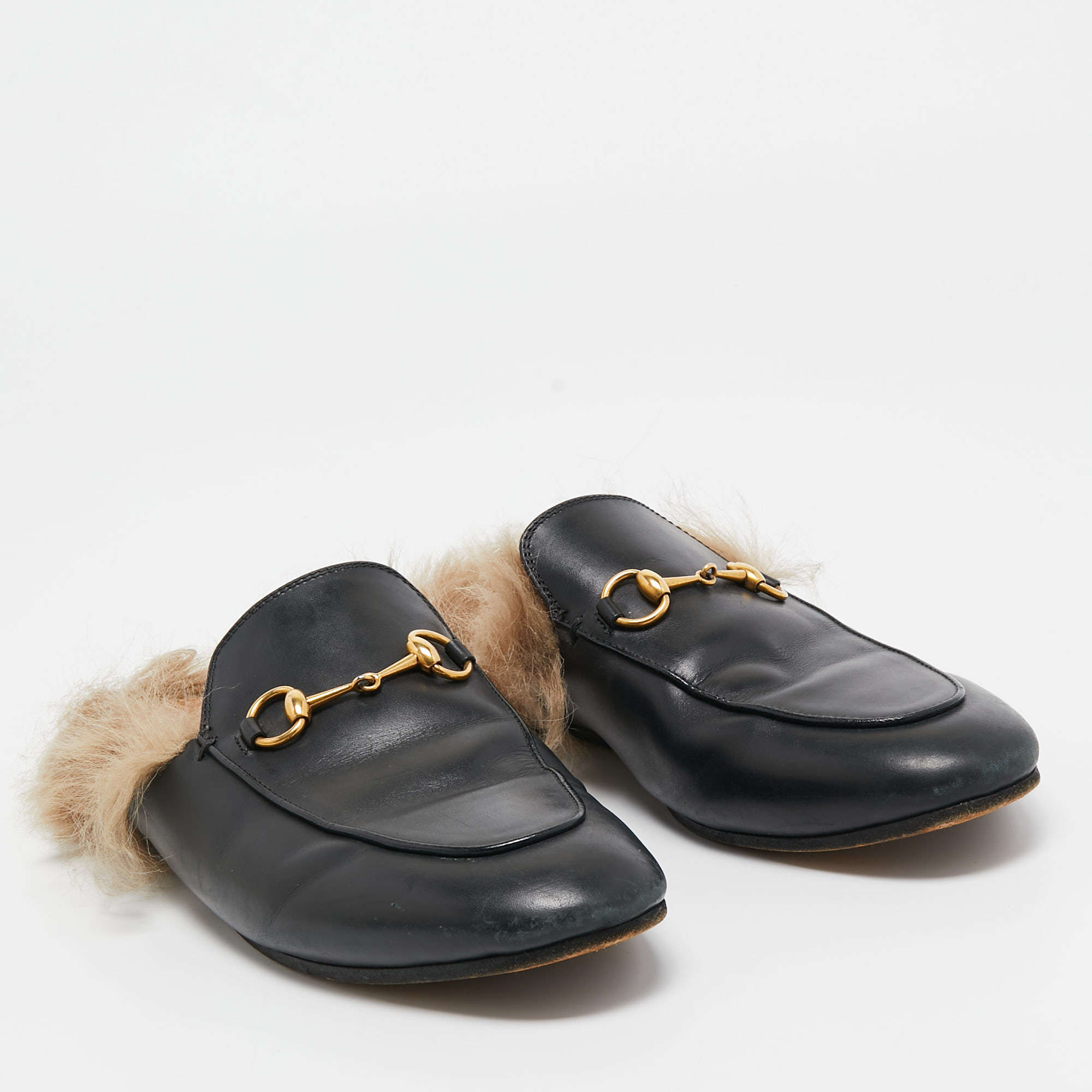 Gucci Black Leather And Fur Princetown Mules Size 39
