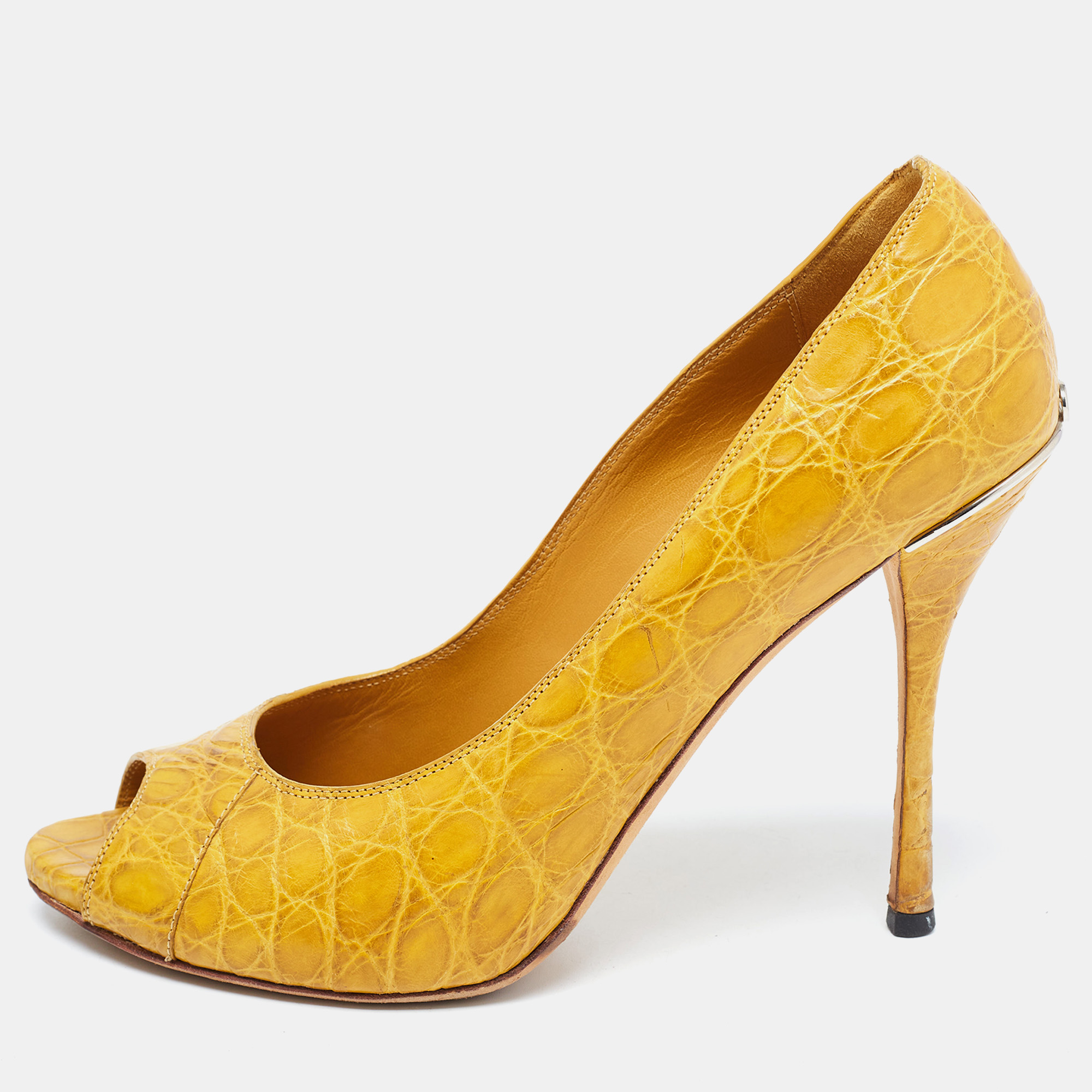 Gucci yellow crocodile  peep toe pumps size 39.5