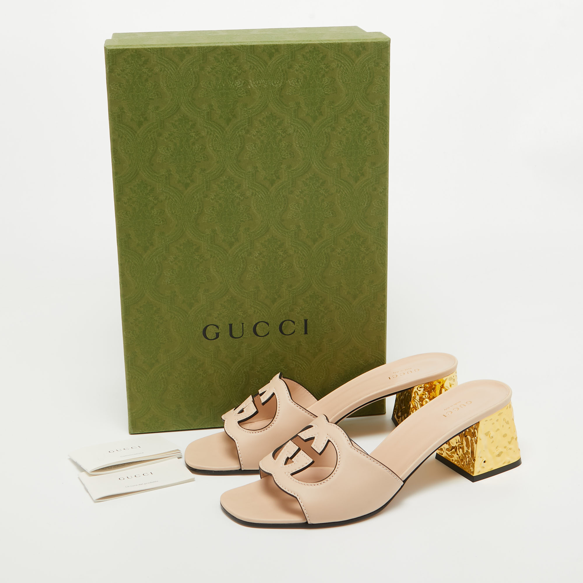 Gucci Light Pink Leather Cut Out Interlocking G Slide Sandals Size 41.5