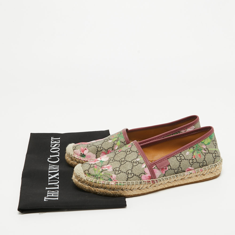 Gucci Grey  GG Floral Canvas Slip On Espadrille Flats Size 37.5