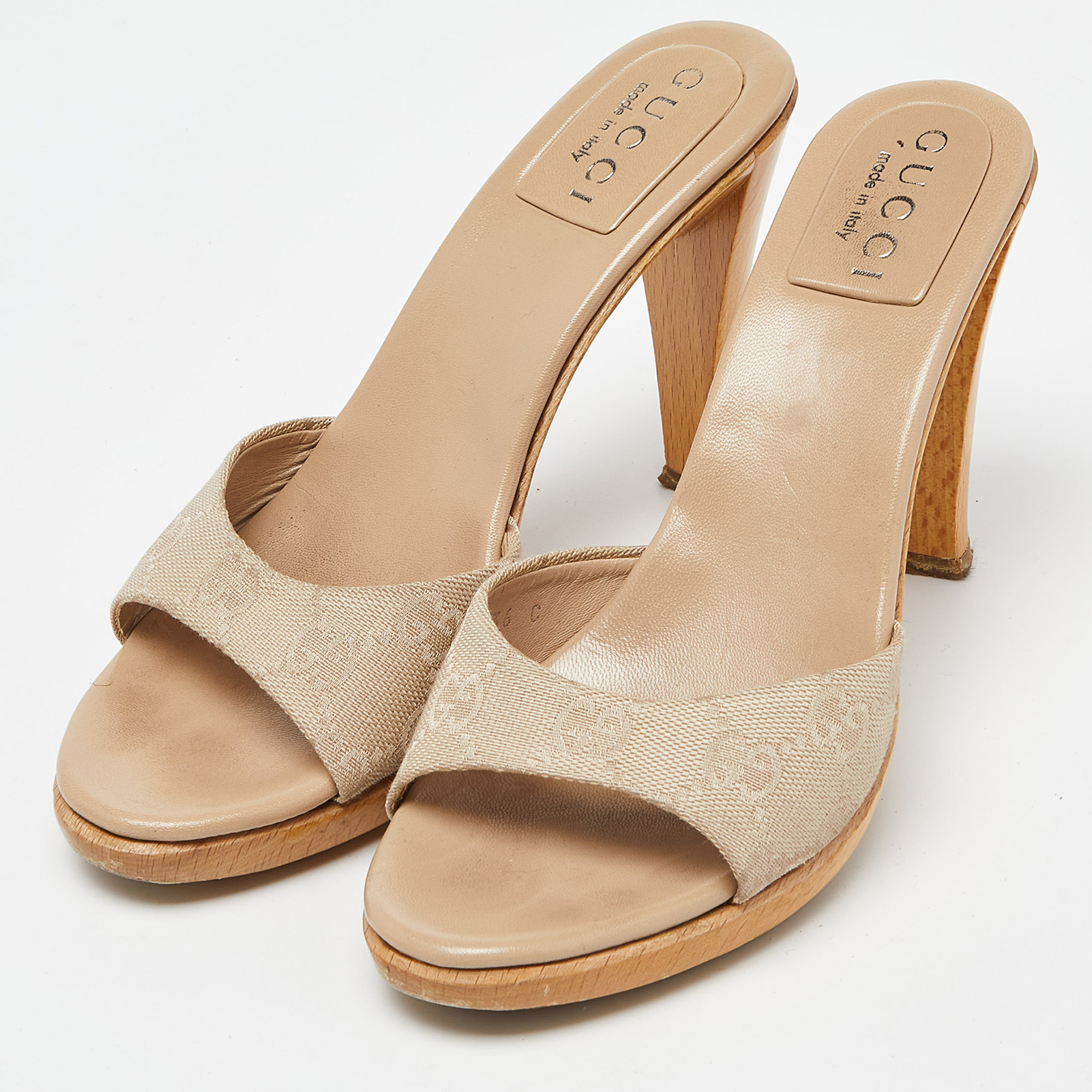 Gucci Beige Guccissima Canvas Slide Sandals Size 36