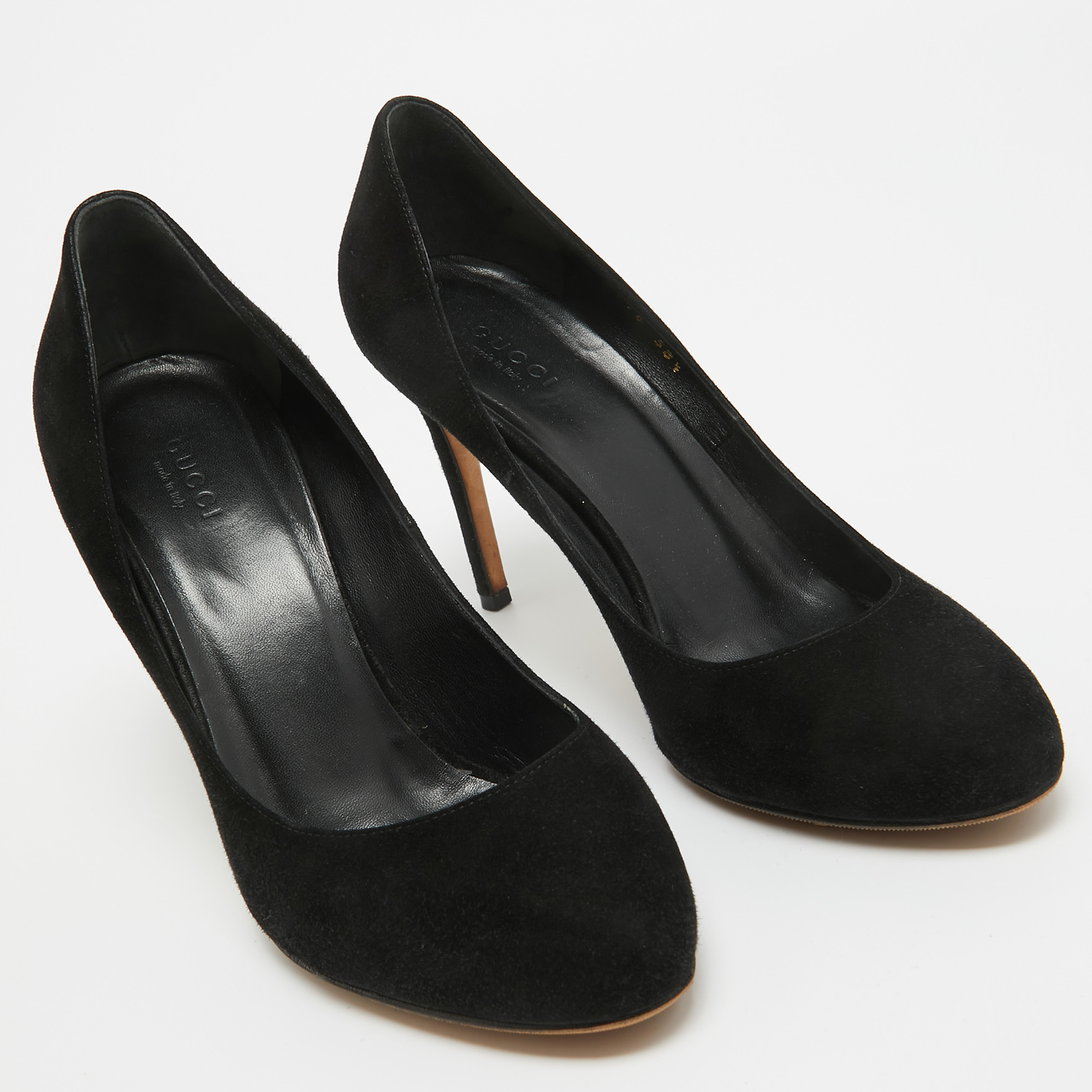 Gucci Black Suede Round Toe Pumps Size 38.5