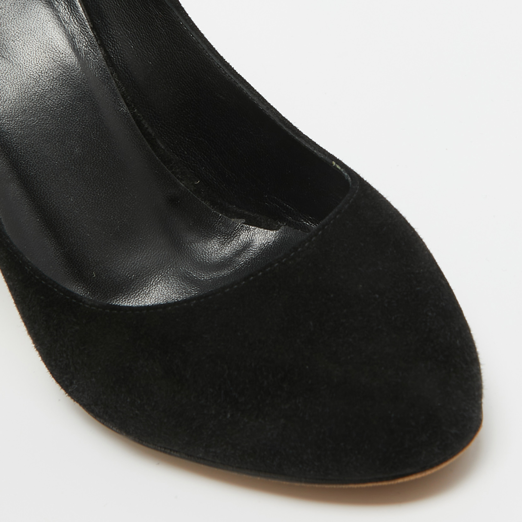 Gucci Black Suede Round Toe Pumps Size 38.5