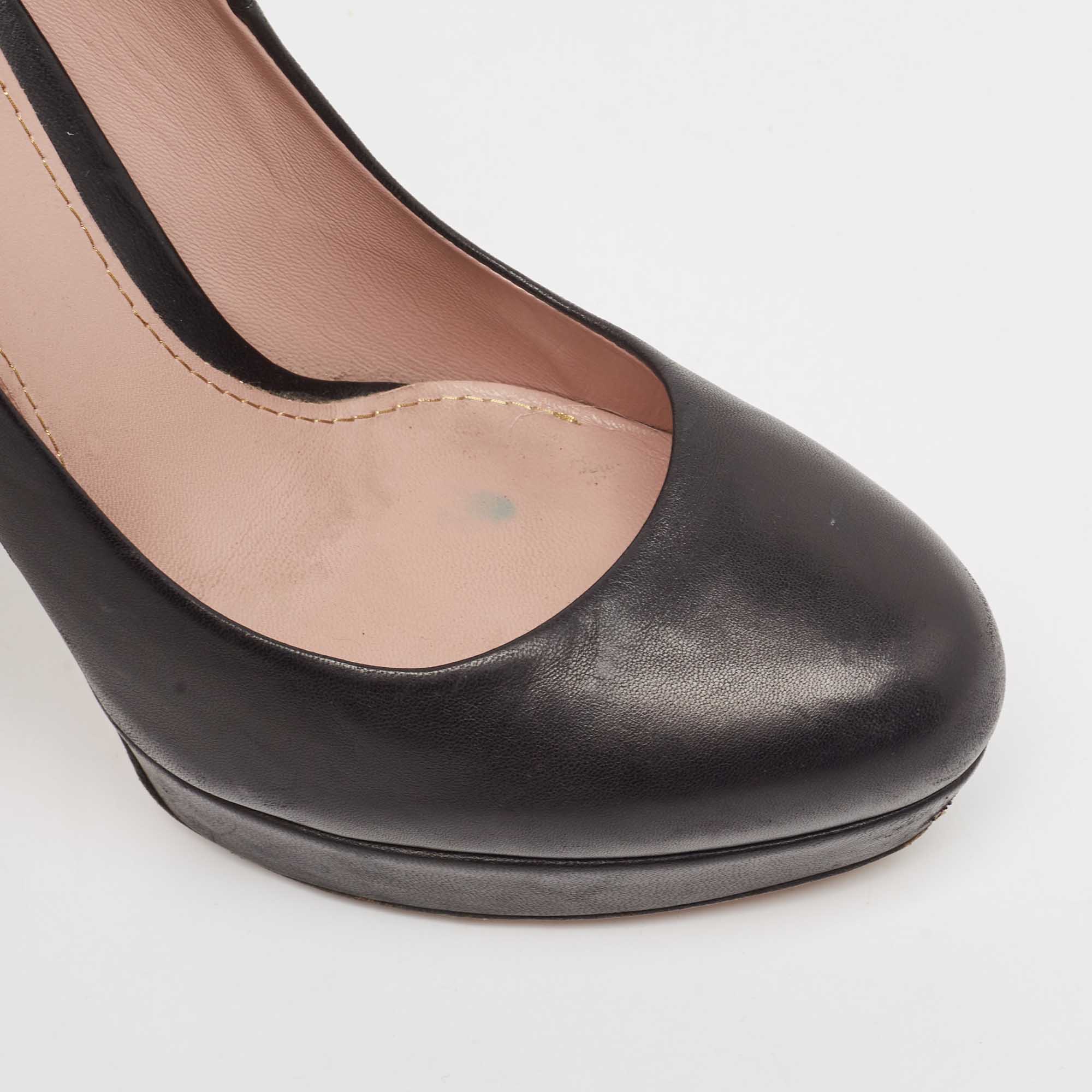 Gucci Black Leather Platform Round Toe Pumps Size 38.5