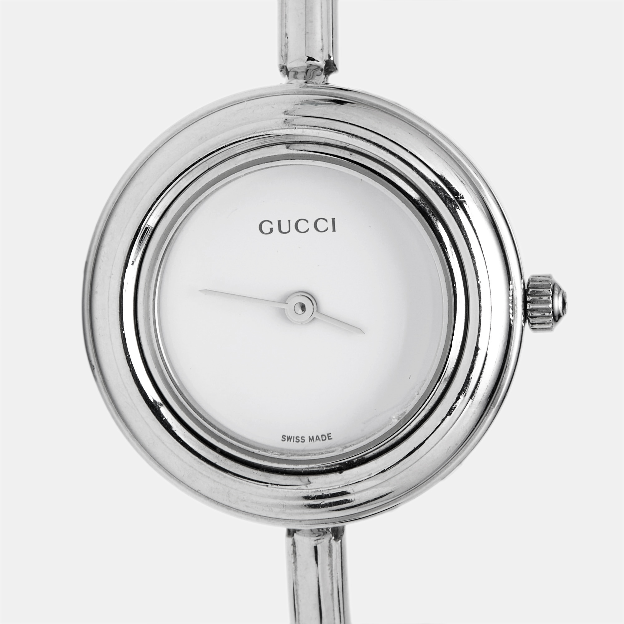 Gucci White Stainless Steel Vintage Interchangeable Bezel 11/12.2L Women's Wristwatch 26 Mm