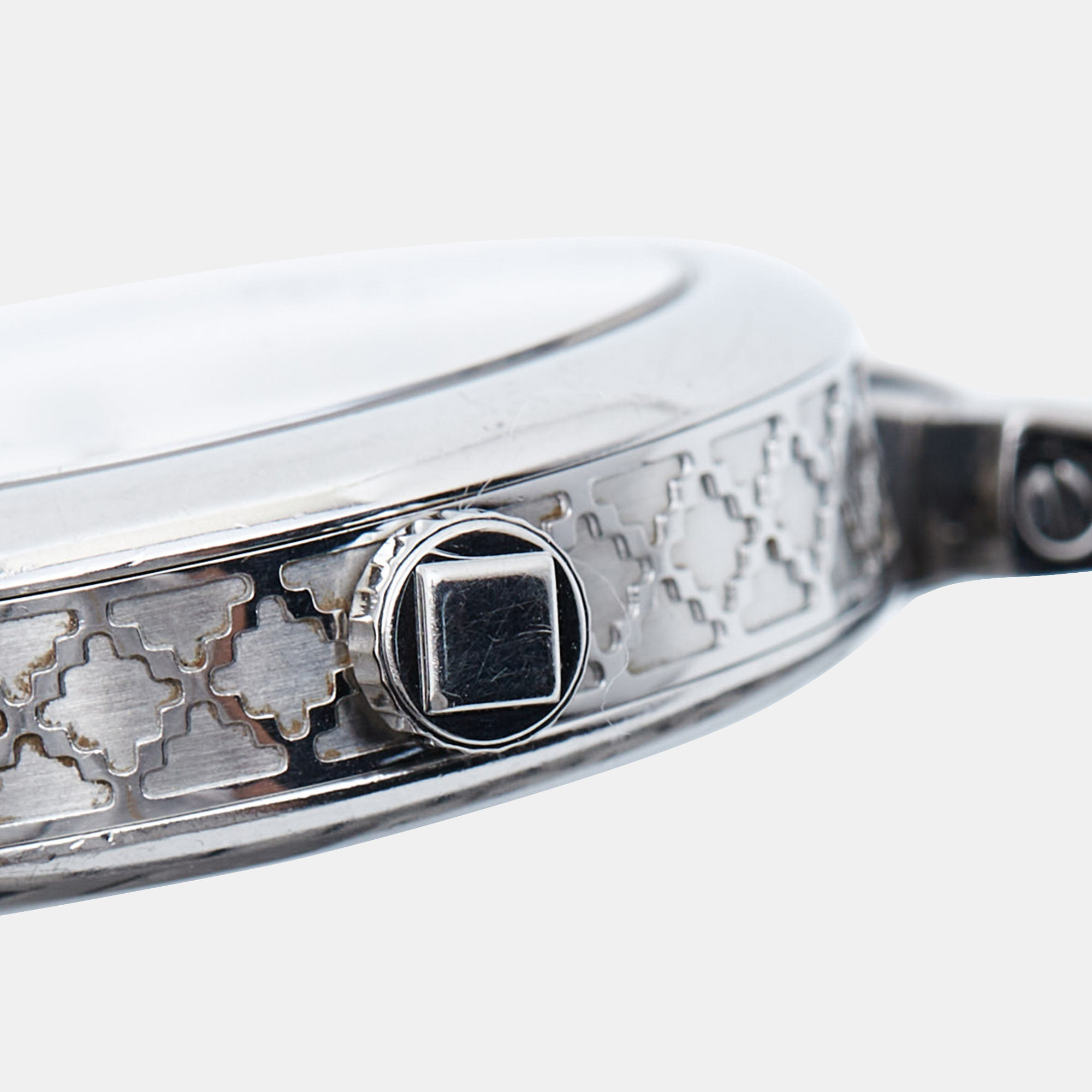 Gucci White Stainless Steel Diamantissima YA141402 Women's Wristwatch 32 Mm
