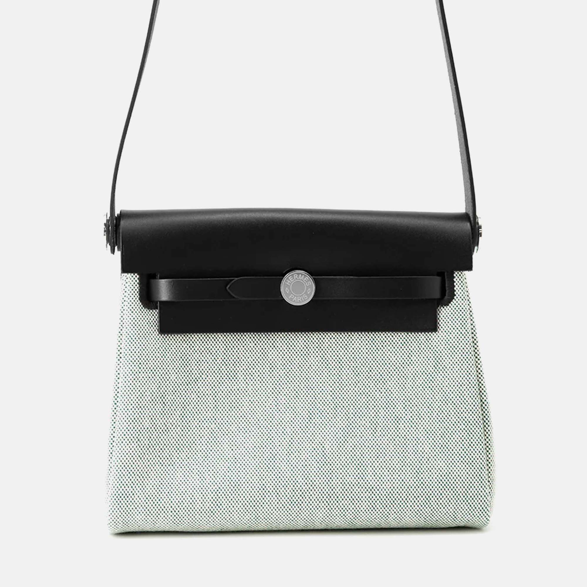 Hermes Herbag Mini Black/Ecru/Vert Moyen Toile Military and Vache Hunter Leather Shoulder Bag
Hermes Herbag Mini Black/Ecru/Vert Moyen Toile Military and Vache Hunter Leather Shoulder Bag