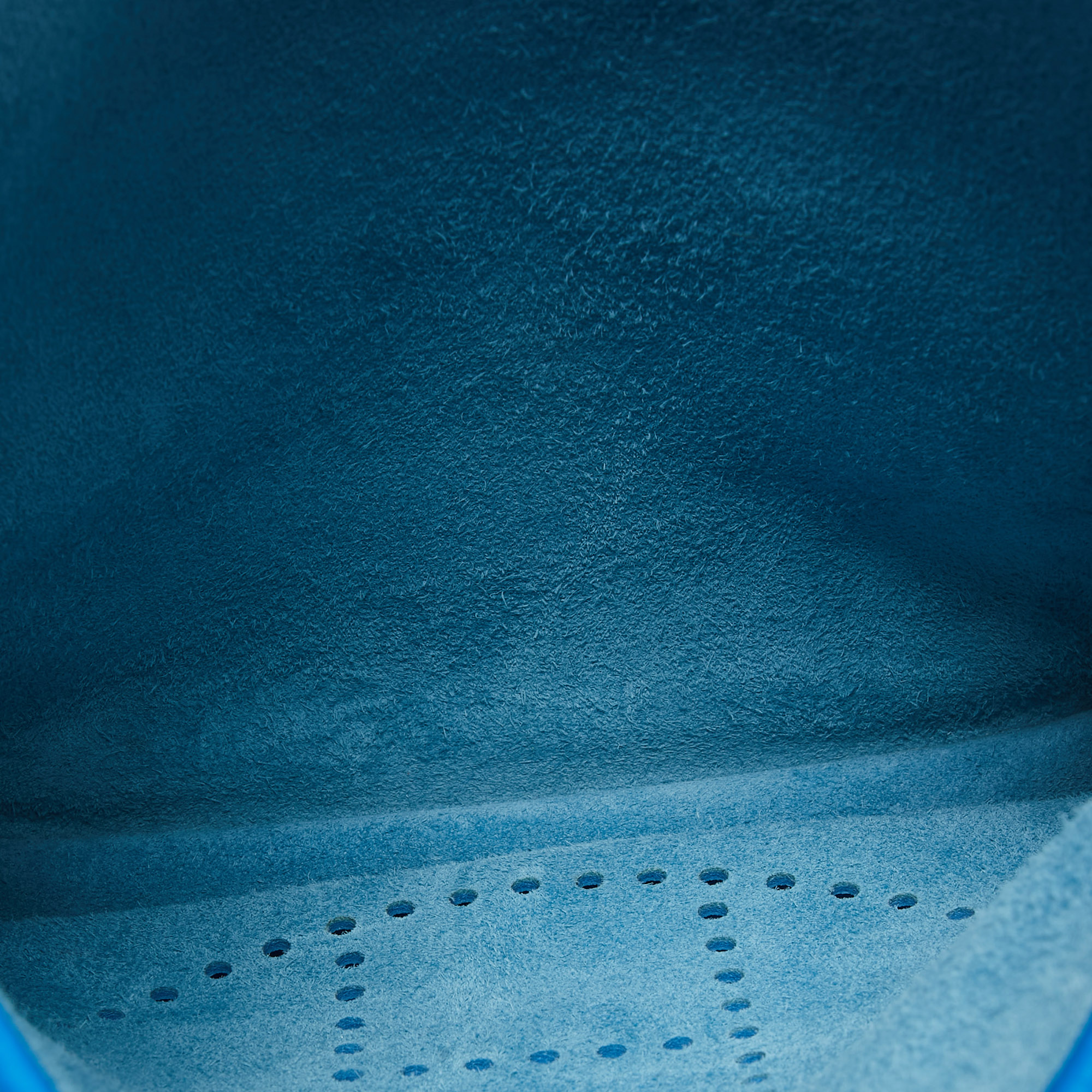 Hermès Bleu Zanzibar Taurillon Clemence Leather Evelyne III PM Bag