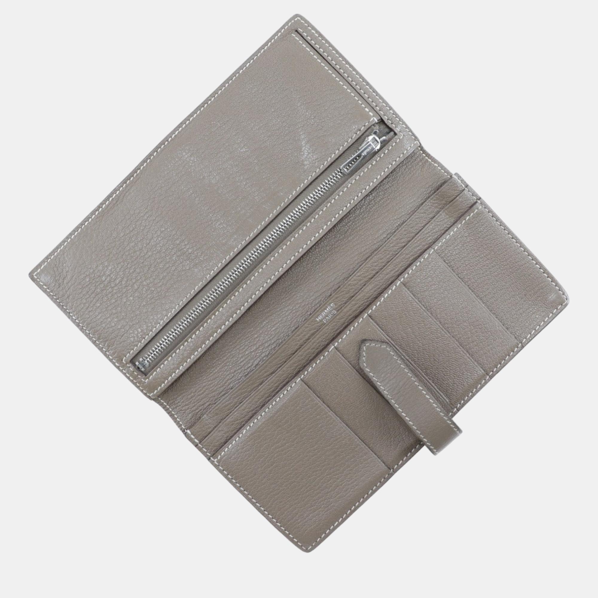 Hermes Beige Chevre Leather Bearn Wallet