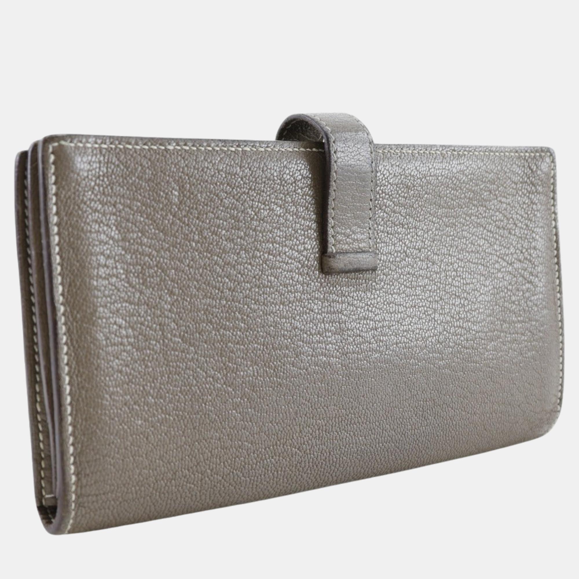 Hermes Beige Chevre Leather Bearn Wallet