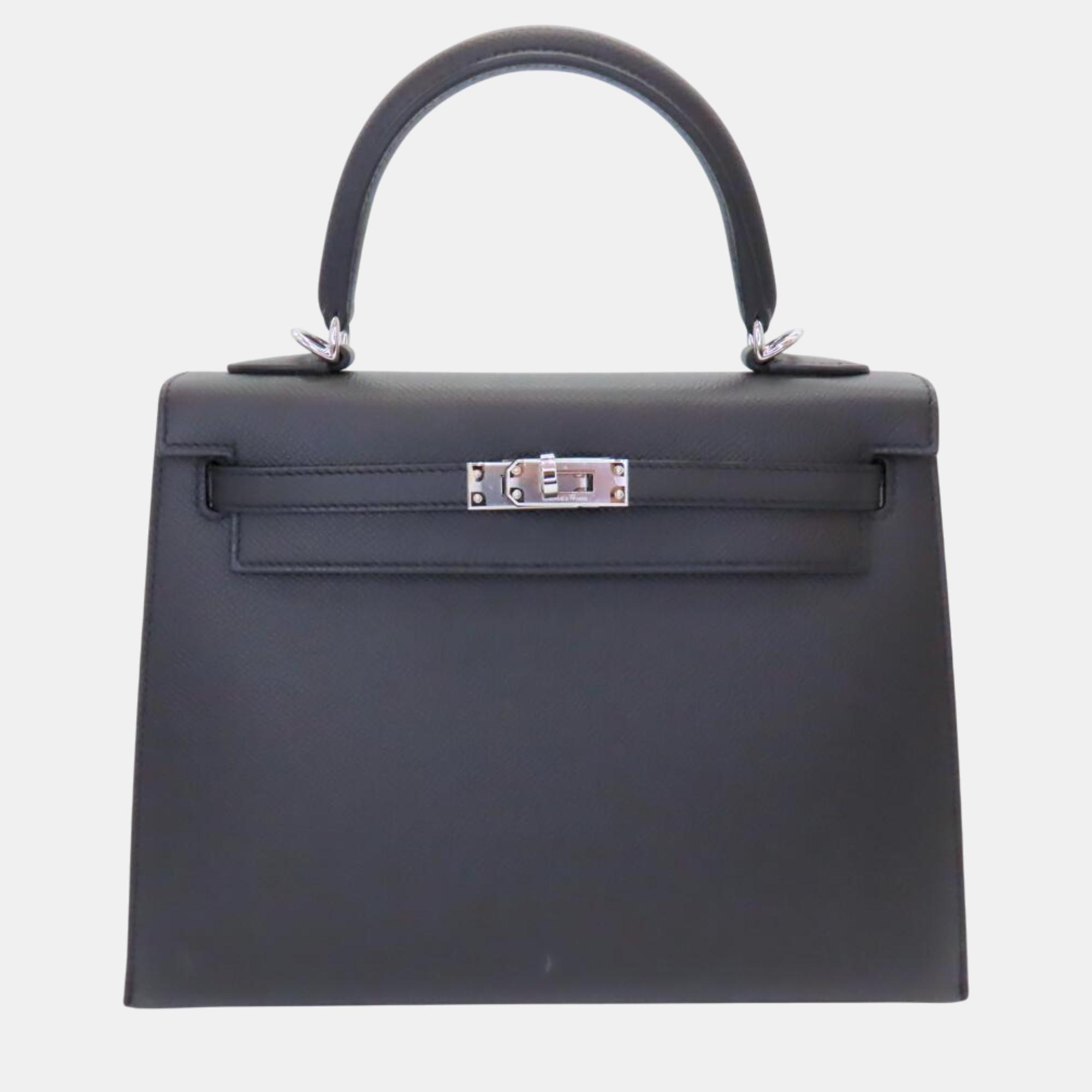 Hermes Black Leather Kelly 25 Top Handle Bag