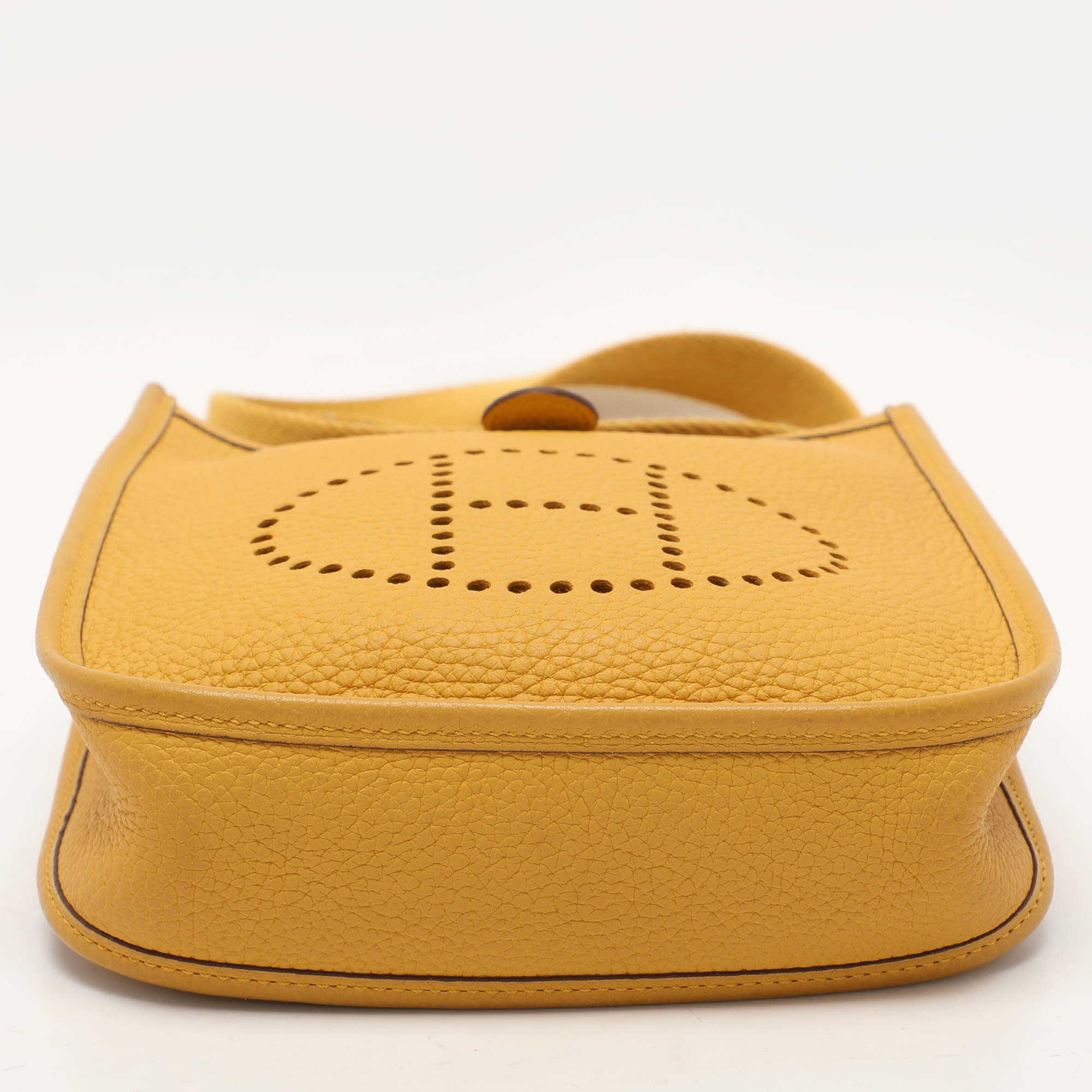 Hermes Jaune Ambre Taurillon Clemence Leather Evelyne 16 TPM Bag