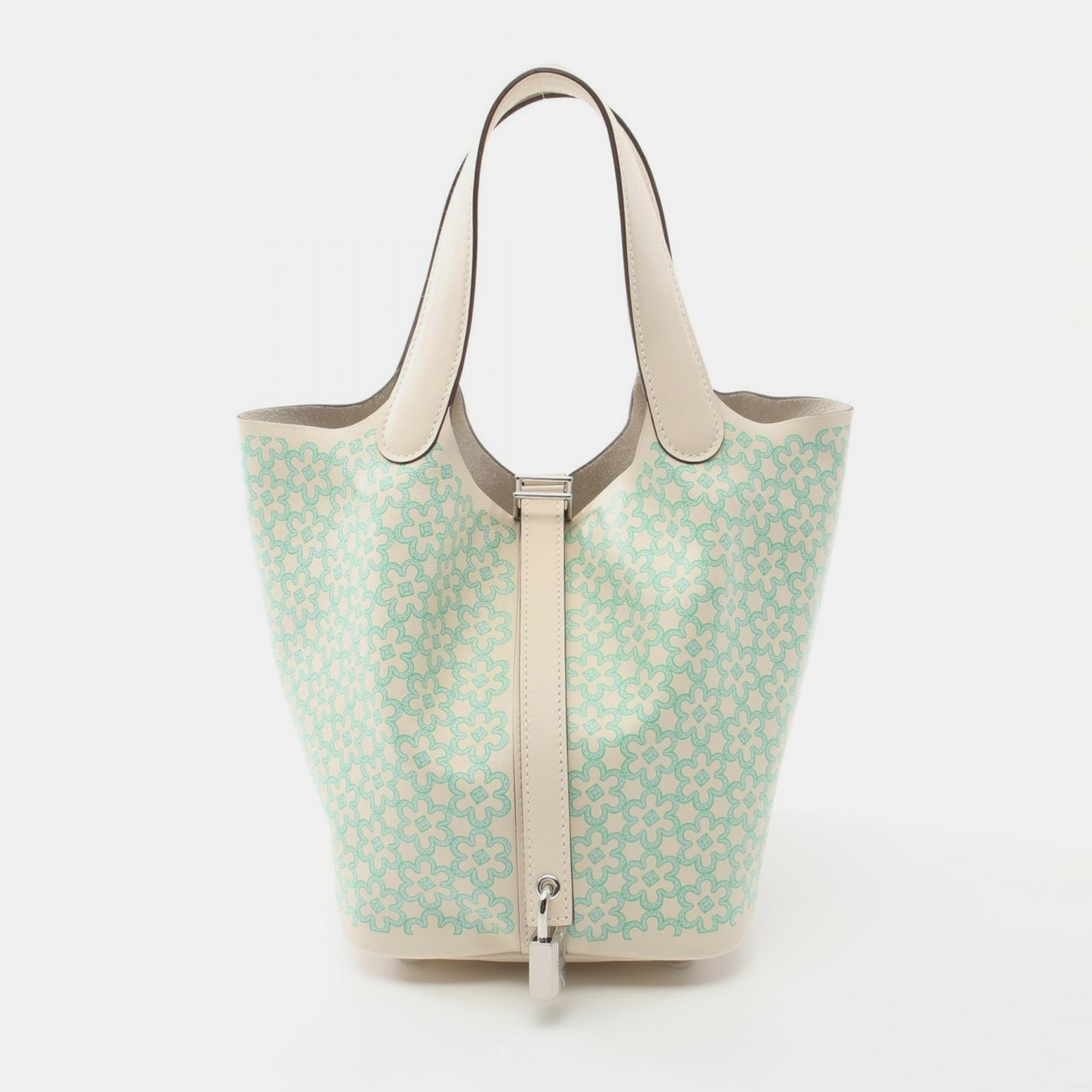 Hermes Beige Green Blue Swift Leather Nata Picotin Lock Pm Hand Bag
Hermes Beige Green Blue Swift Leather Nata Picotin Lock Pm Hand Bag